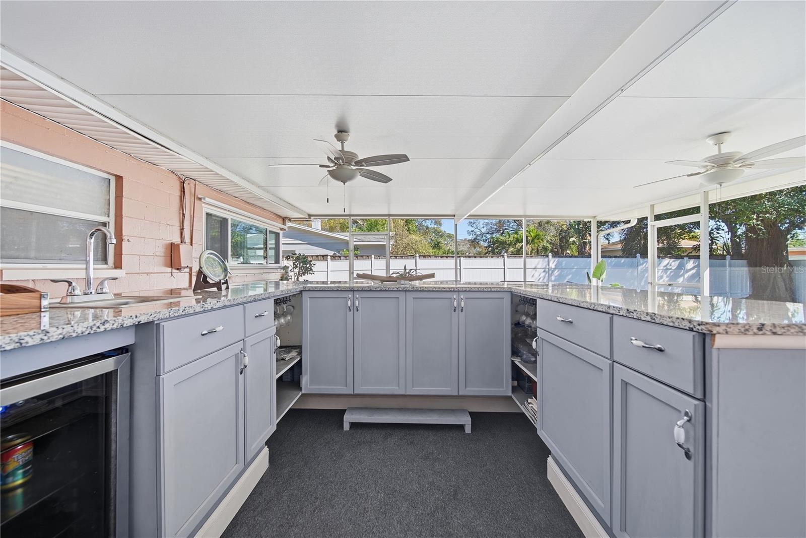 718 BAY VISTA BLVD S, ST PETERSBURG, FL — photo 24
