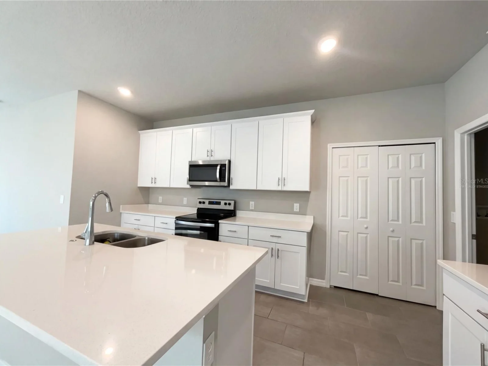 2348 MYSTIC MAZE LN, CLERMONT, FL — photo 3