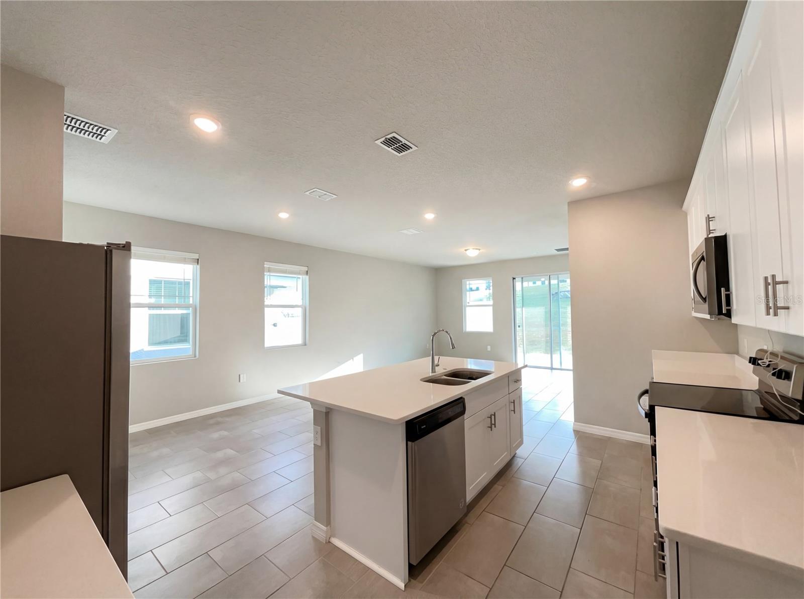 2348 MYSTIC MAZE LN, CLERMONT, FL — photo 35