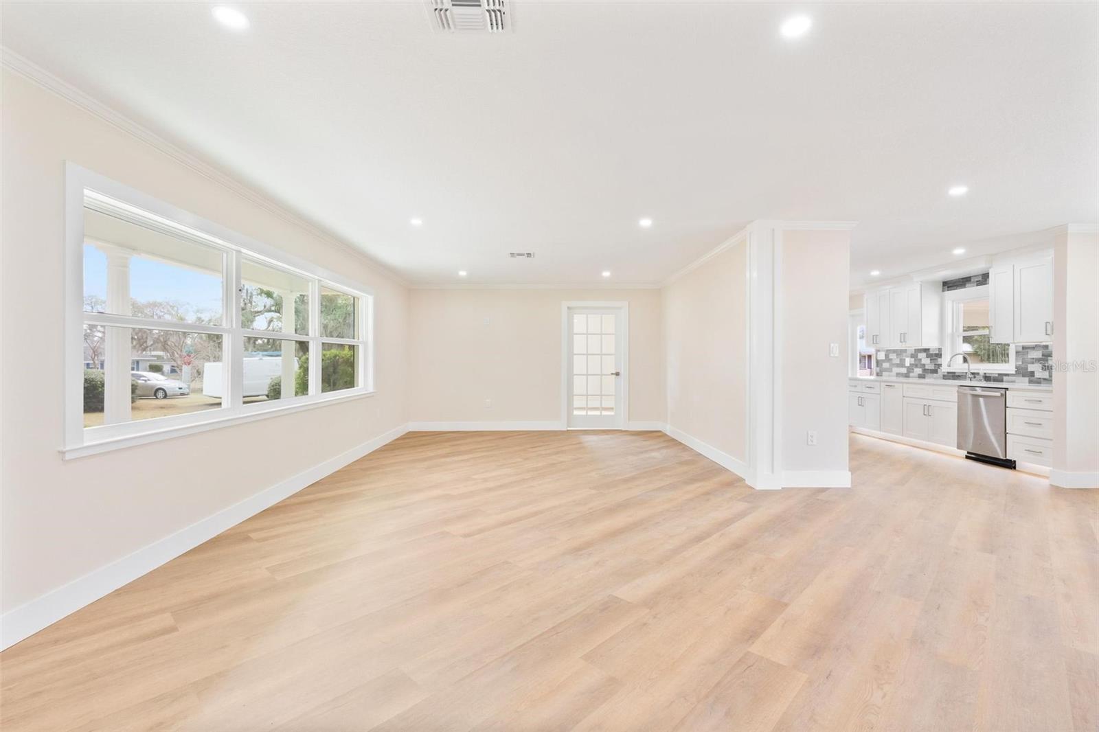 1310 E CROOKED LAKE DR, EUSTIS, FL — photo 11