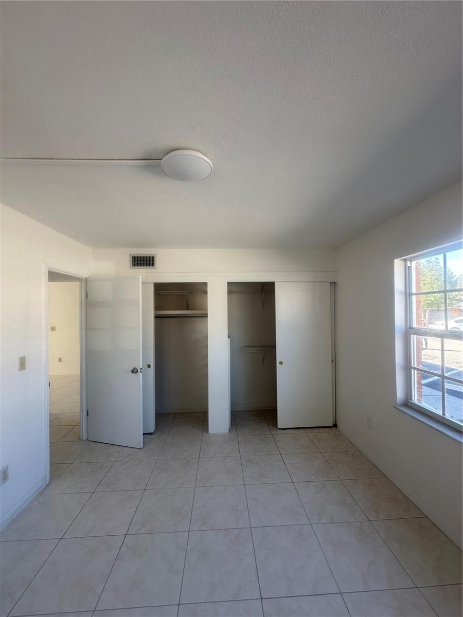 4158 TAMIAMI TRL #B1, PORT CHARLOTTE, FL — photo 12