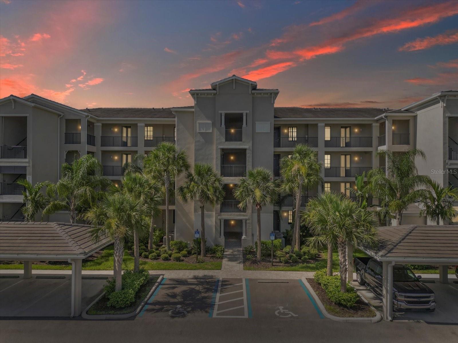 17810 GAWTHROP DR #304, BRADENTON, FL