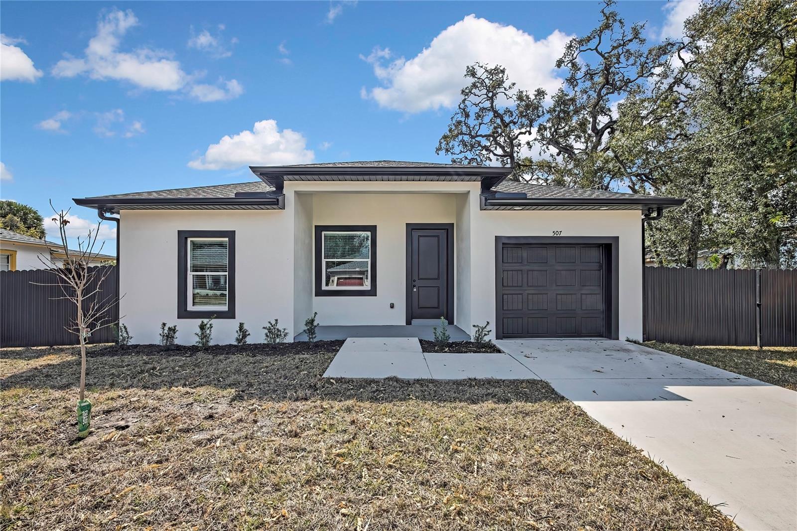 507 E BAKER, TAMPA, FL — photo 2