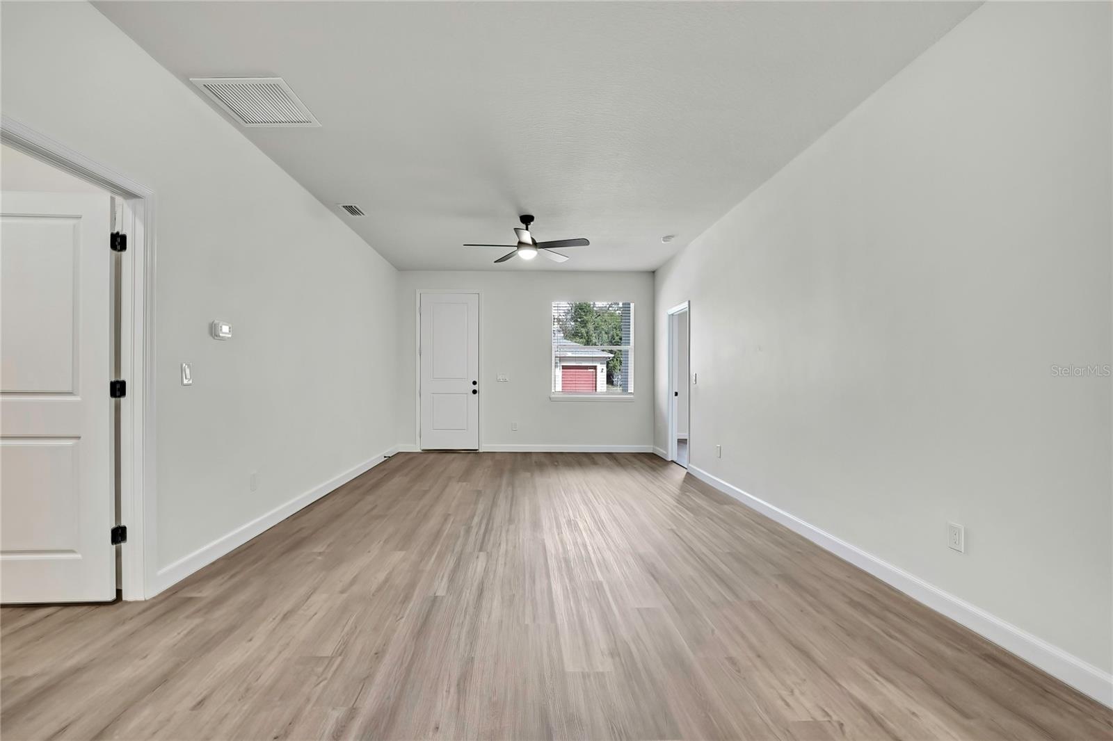 507 E BAKER, TAMPA, FL — photo 15