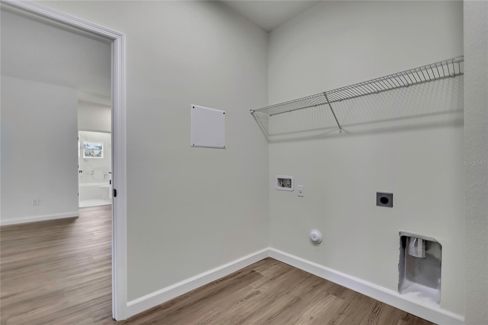 507 E BAKER, TAMPA, FL — photo 36