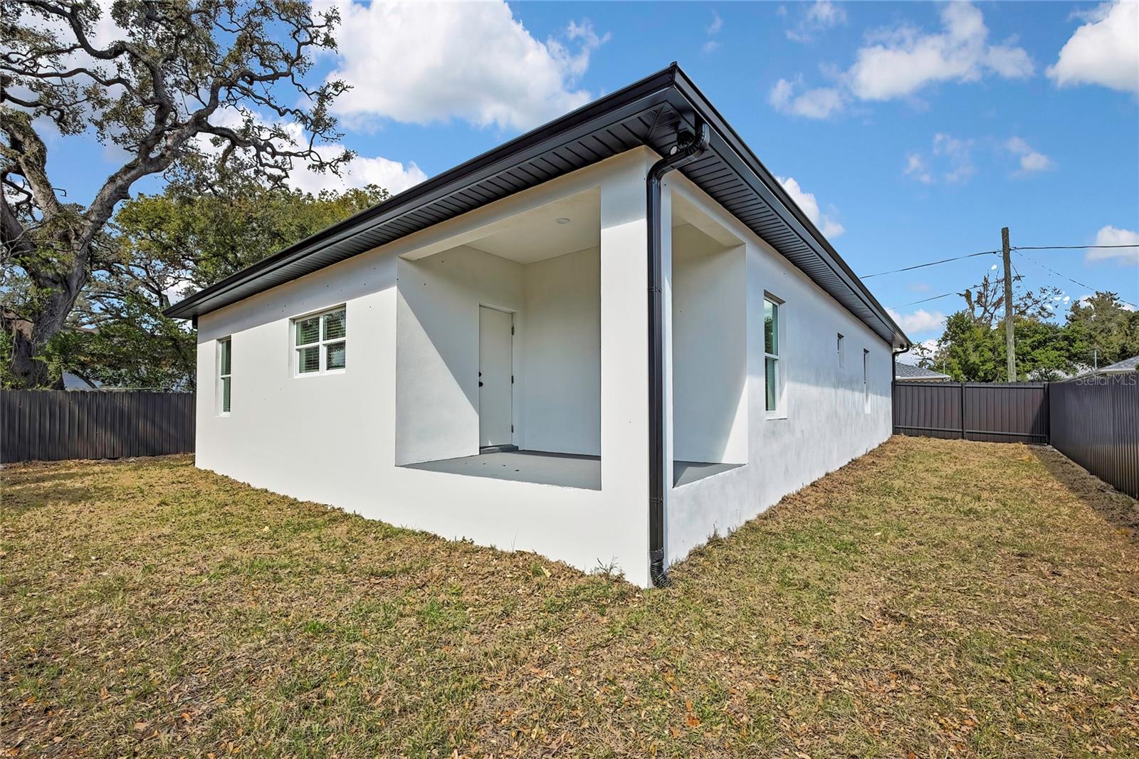 507 E BAKER, TAMPA, FL — photo 39