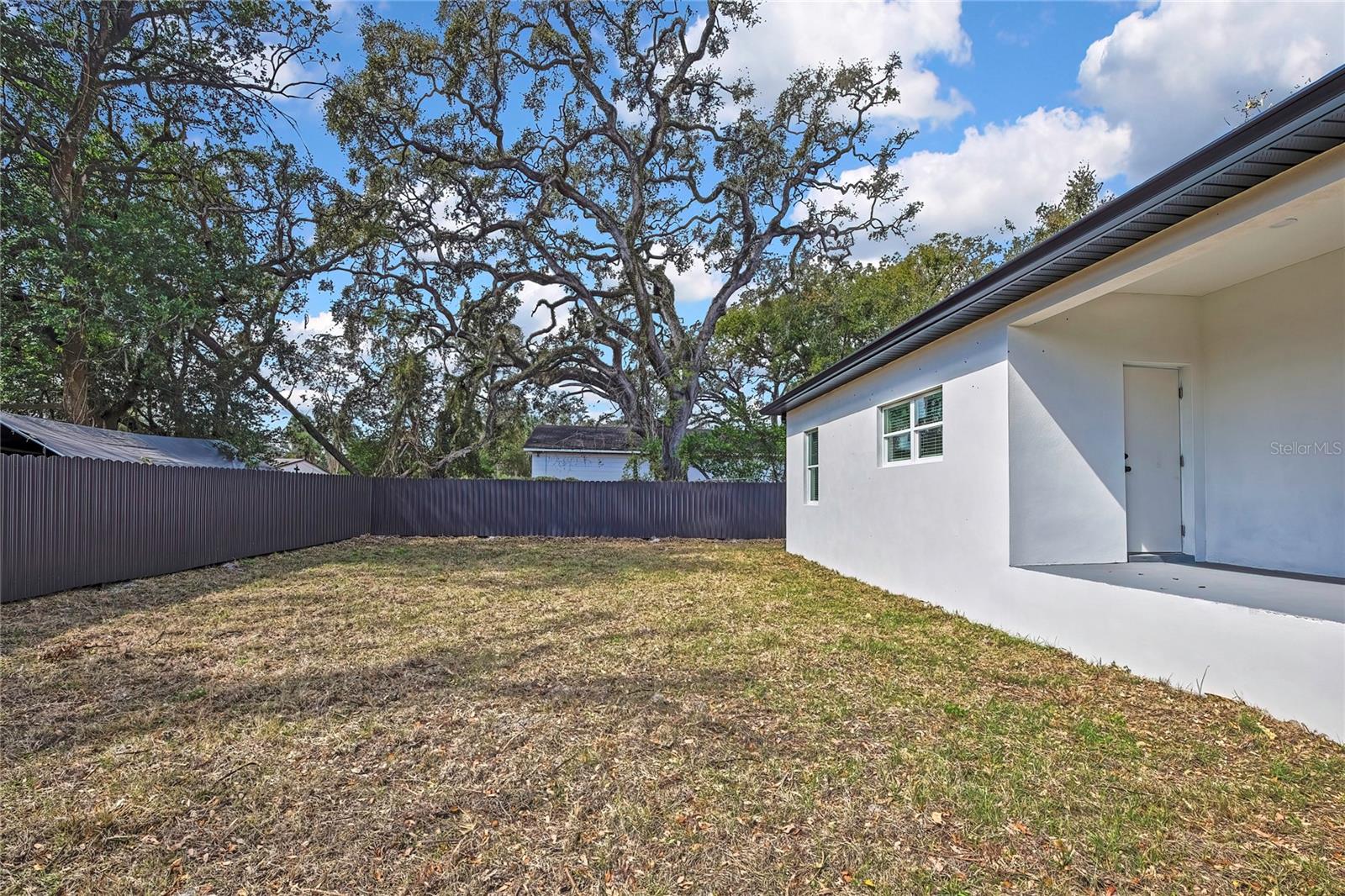 507 E BAKER, TAMPA, FL — photo 40