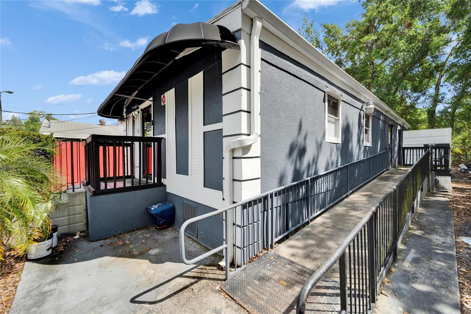 126 RIDGEWOOD AVE, BRANDON, FL — photo 42