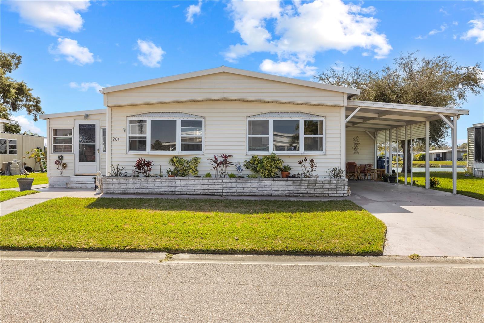 204 51ST AVE E, BRADENTON, FL