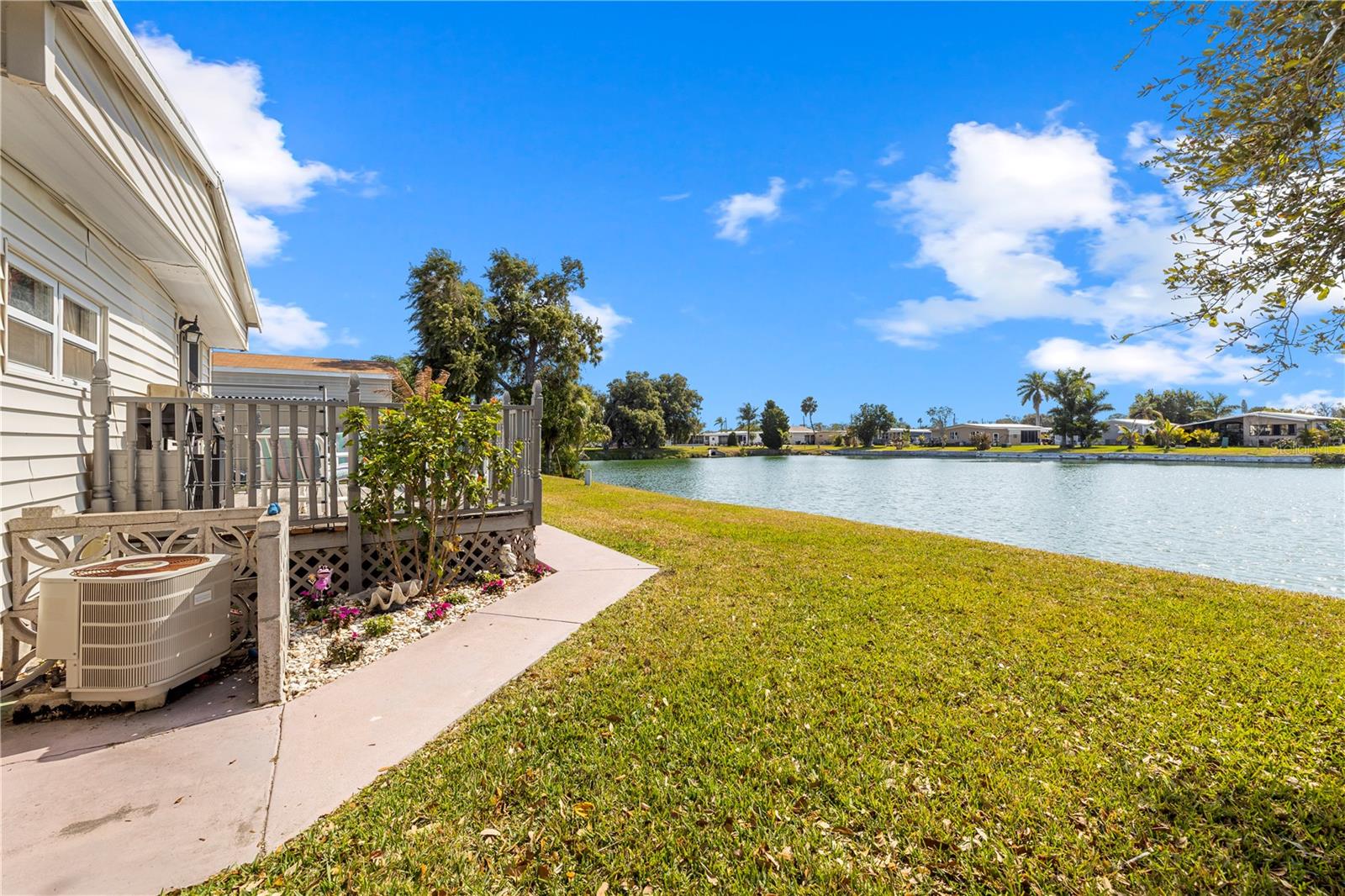 204 51ST AVE E, BRADENTON, FL — photo 39