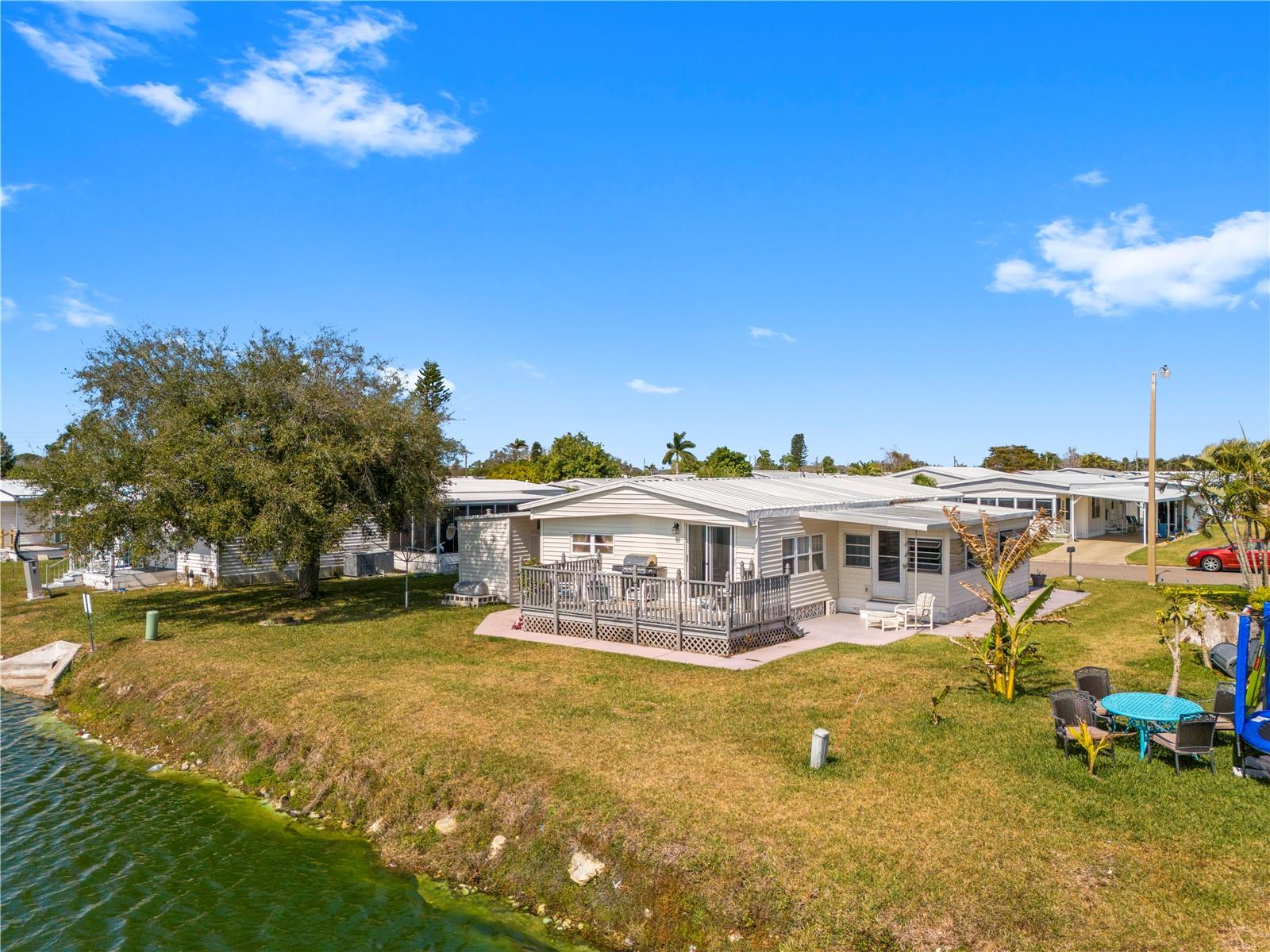 204 51ST AVE E, BRADENTON, FL — photo 56