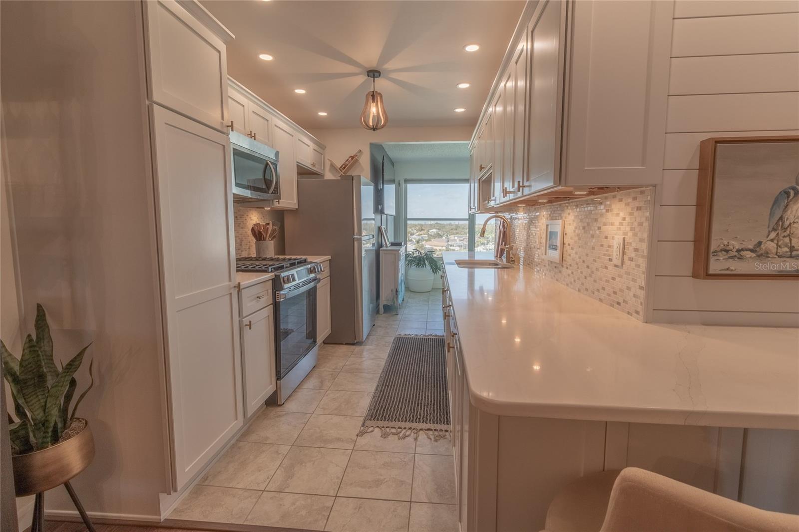 6075 SHORE BLVD S #606, GULFPORT, FL — photo 8