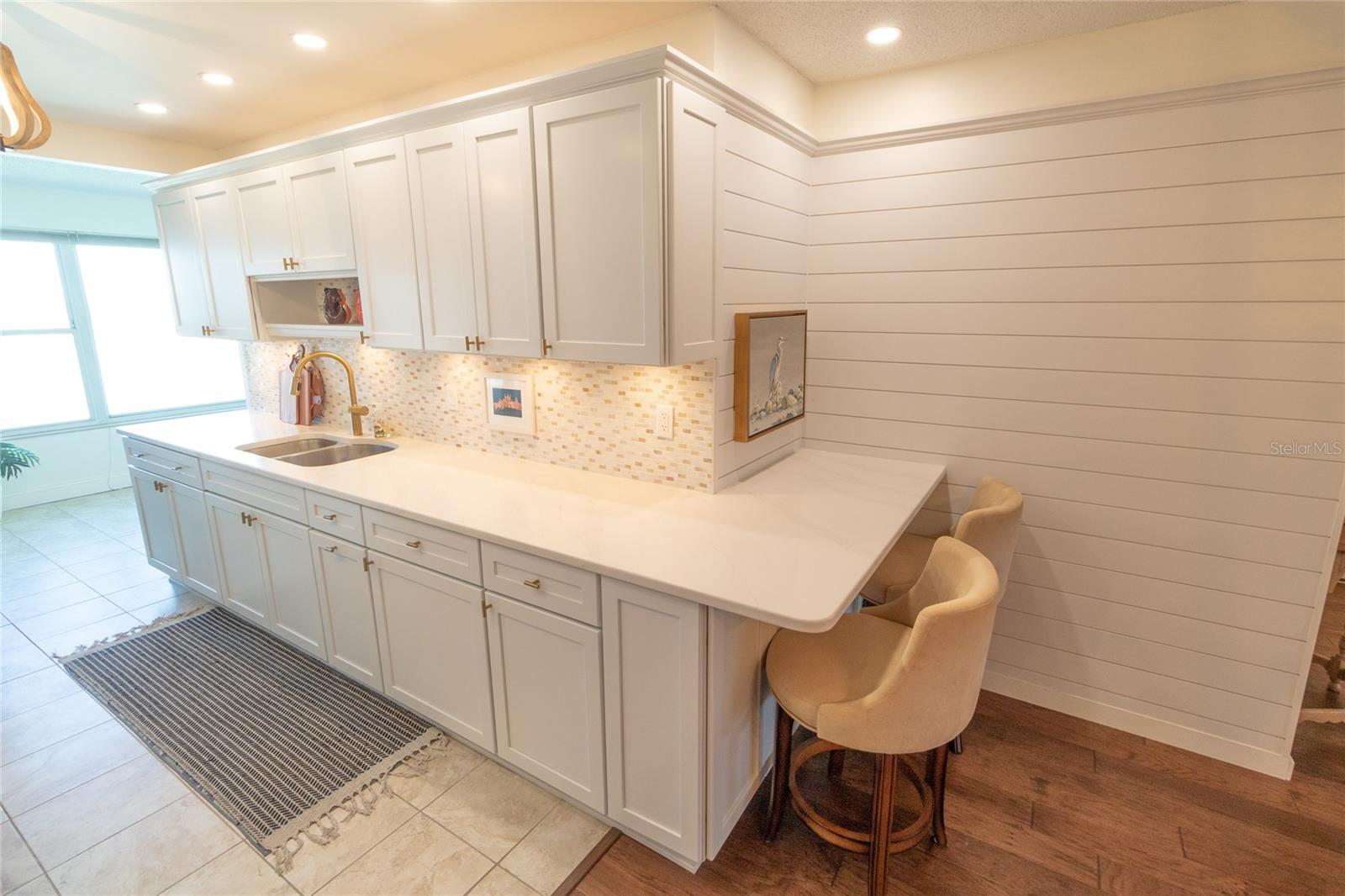 6075 SHORE BLVD S #606, GULFPORT, FL — photo 9