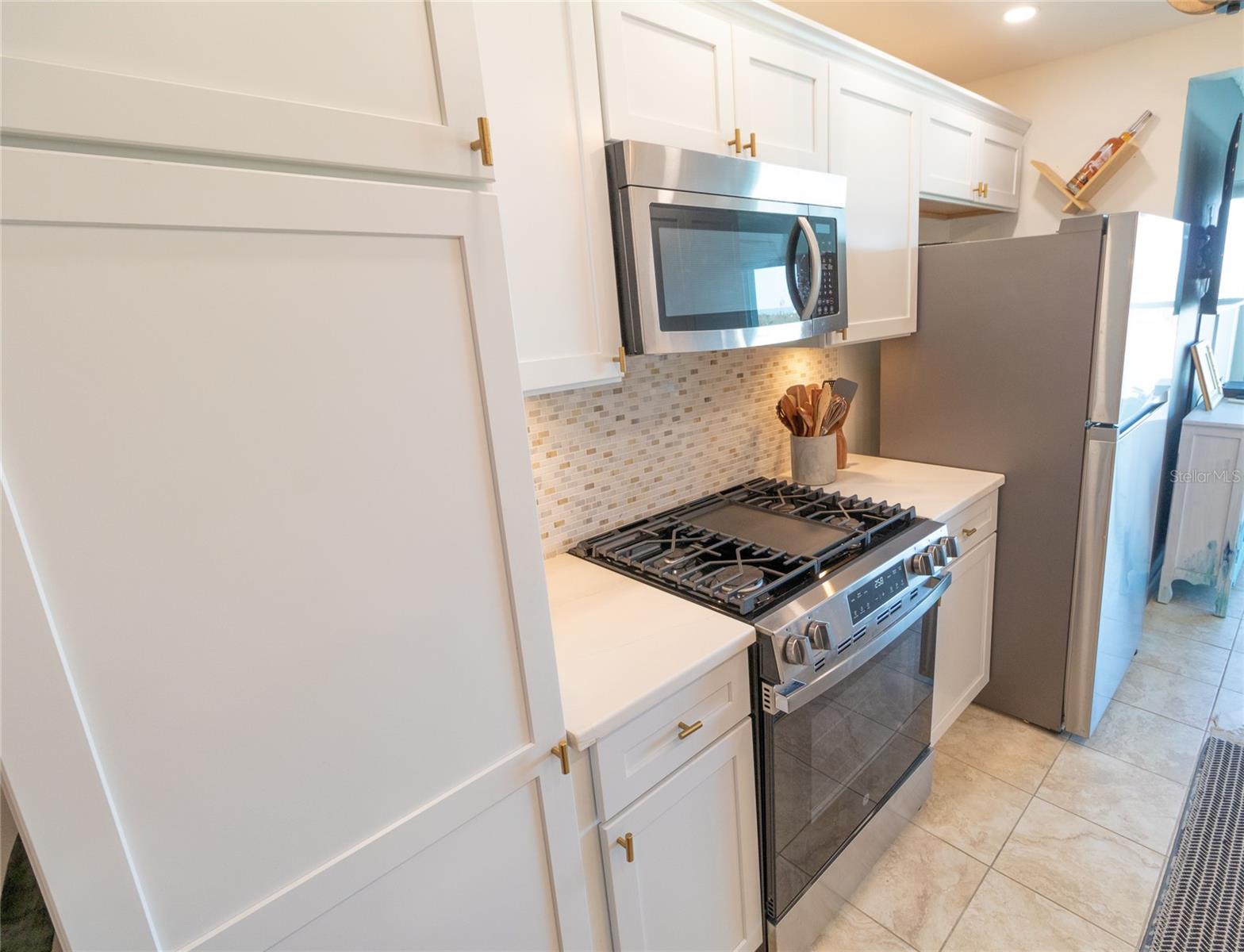 6075 SHORE BLVD S #606, GULFPORT, FL — photo 10