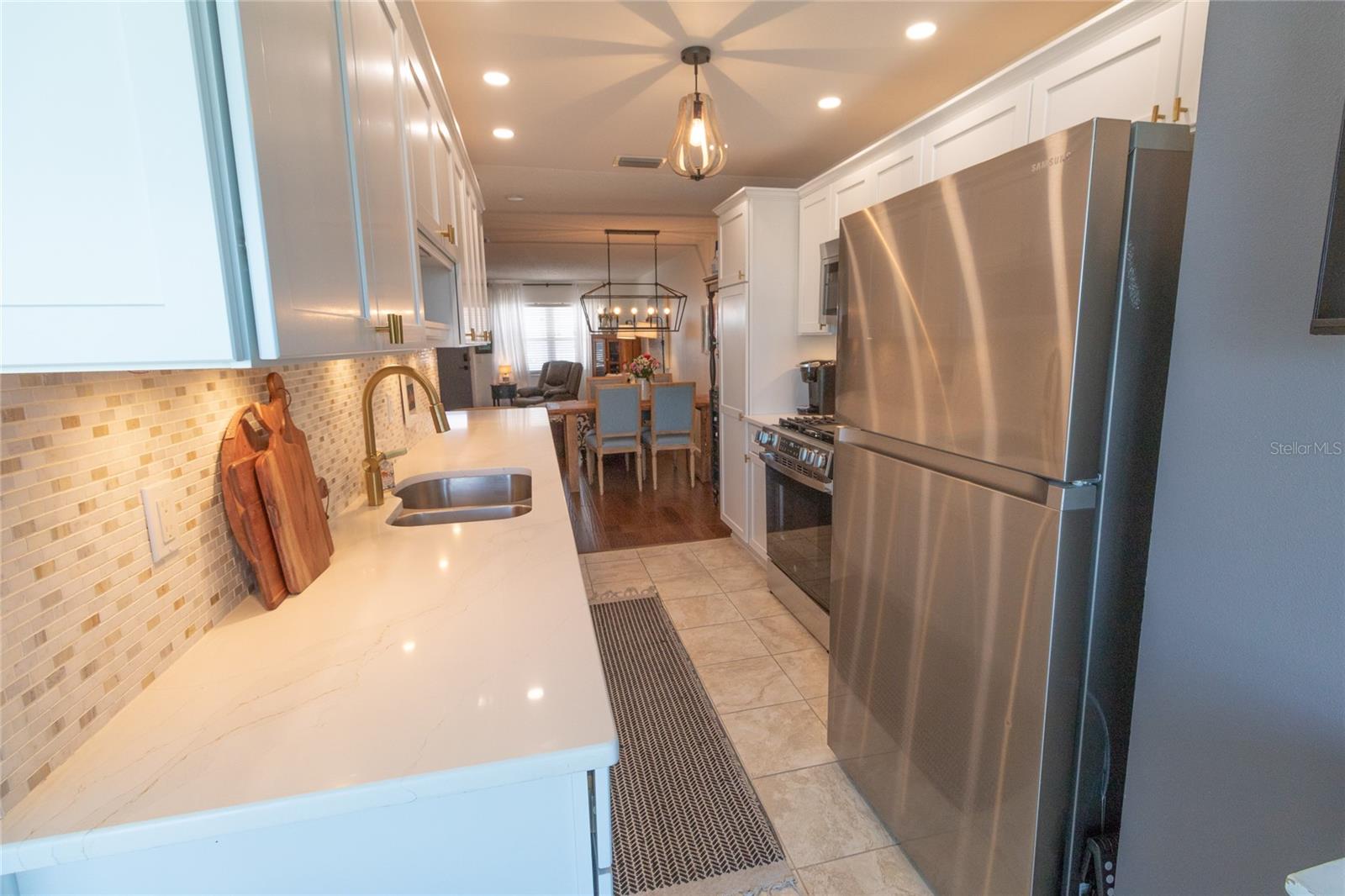 6075 SHORE BLVD S #606, GULFPORT, FL — photo 12