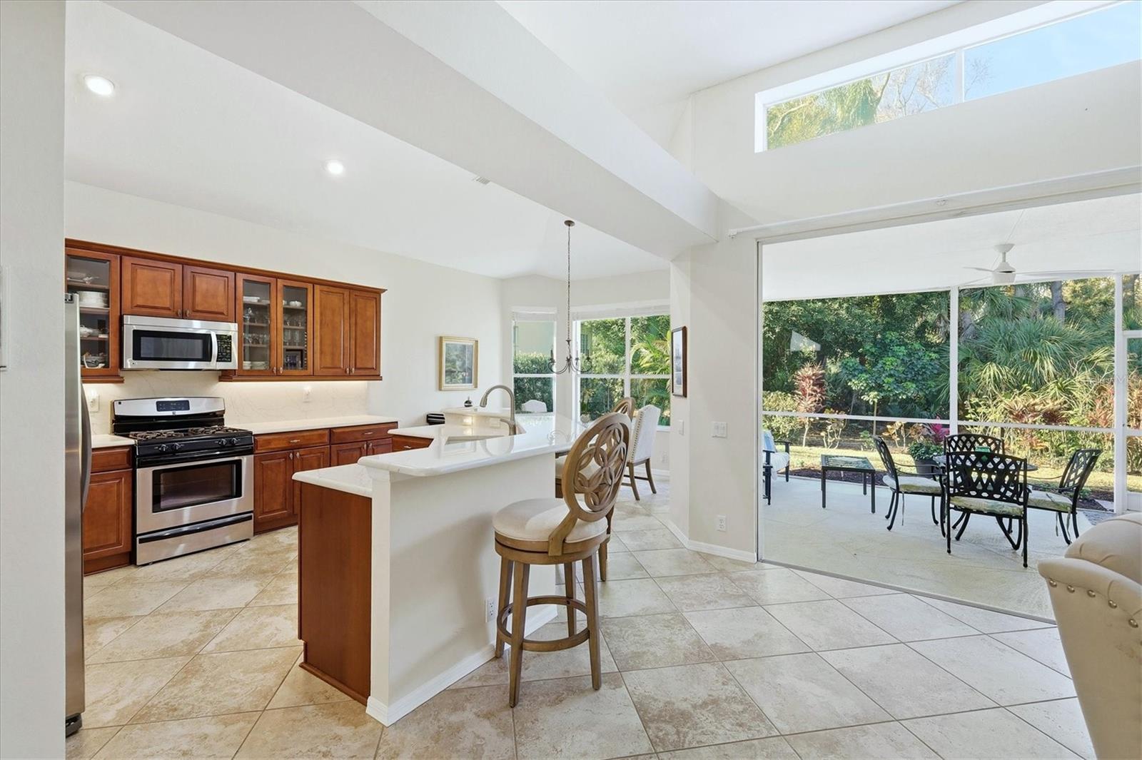 6411 BERKSHIRE PL, UNIVERSITY PARK, FL — photo 15