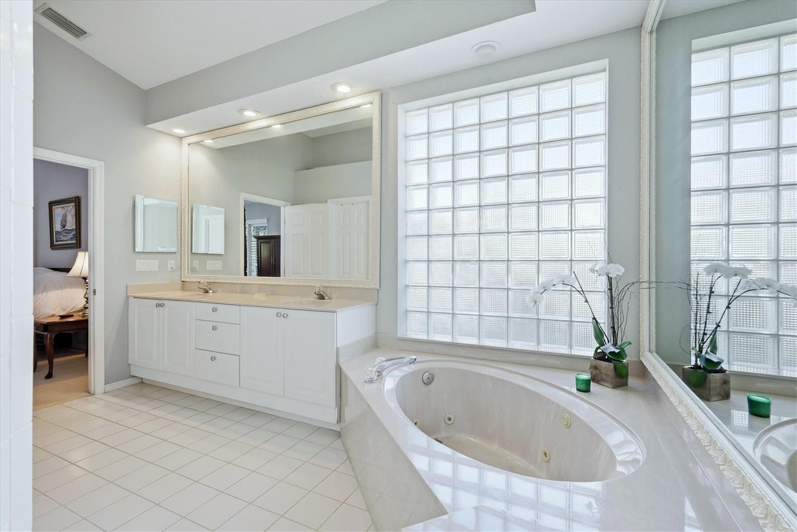 6411 BERKSHIRE PL, UNIVERSITY PARK, FL — photo 24