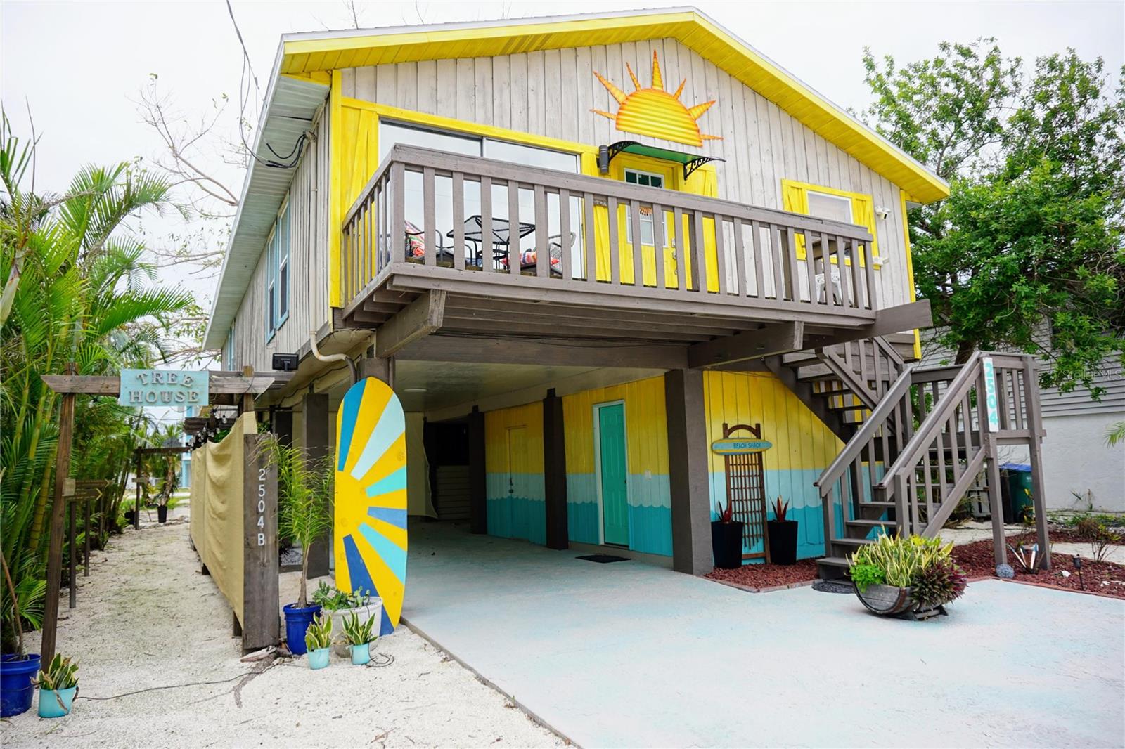 2504 AVENUE B, BRADENTON BEACH, FL — photo 2