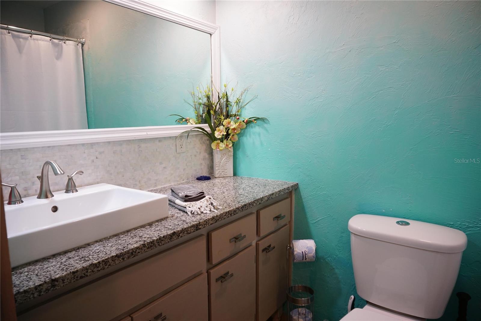2504 AVENUE B, BRADENTON BEACH, FL — photo 11