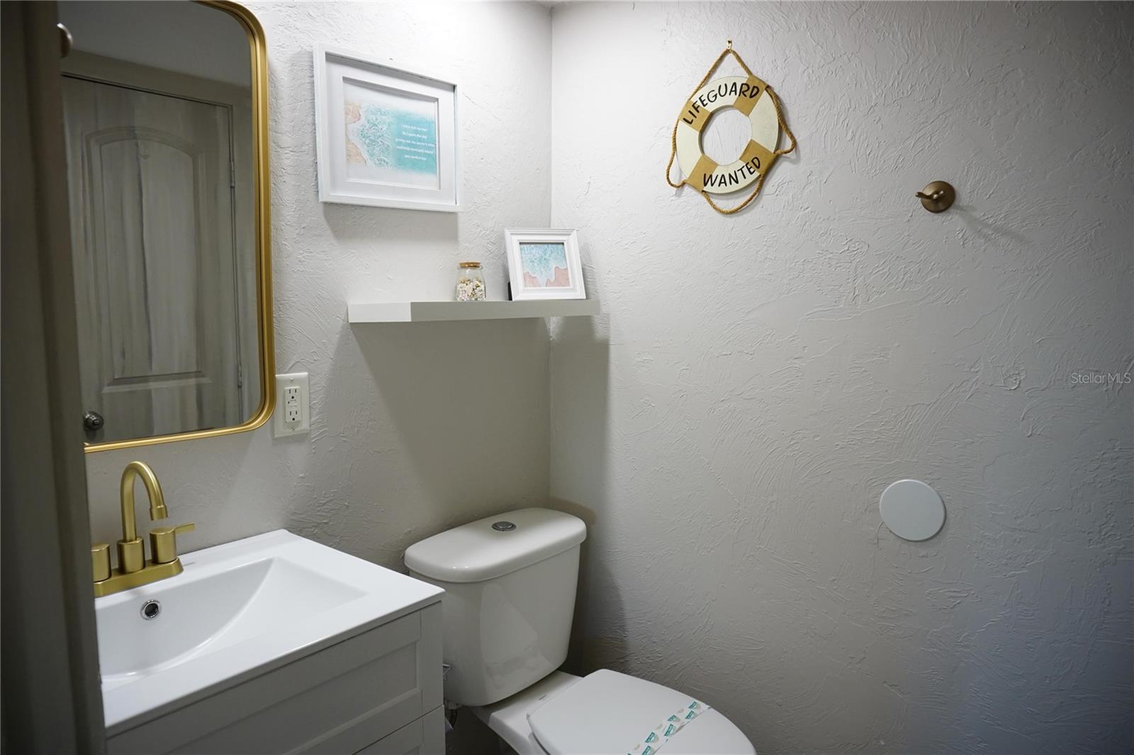 2504 AVENUE B, BRADENTON BEACH, FL — photo 15