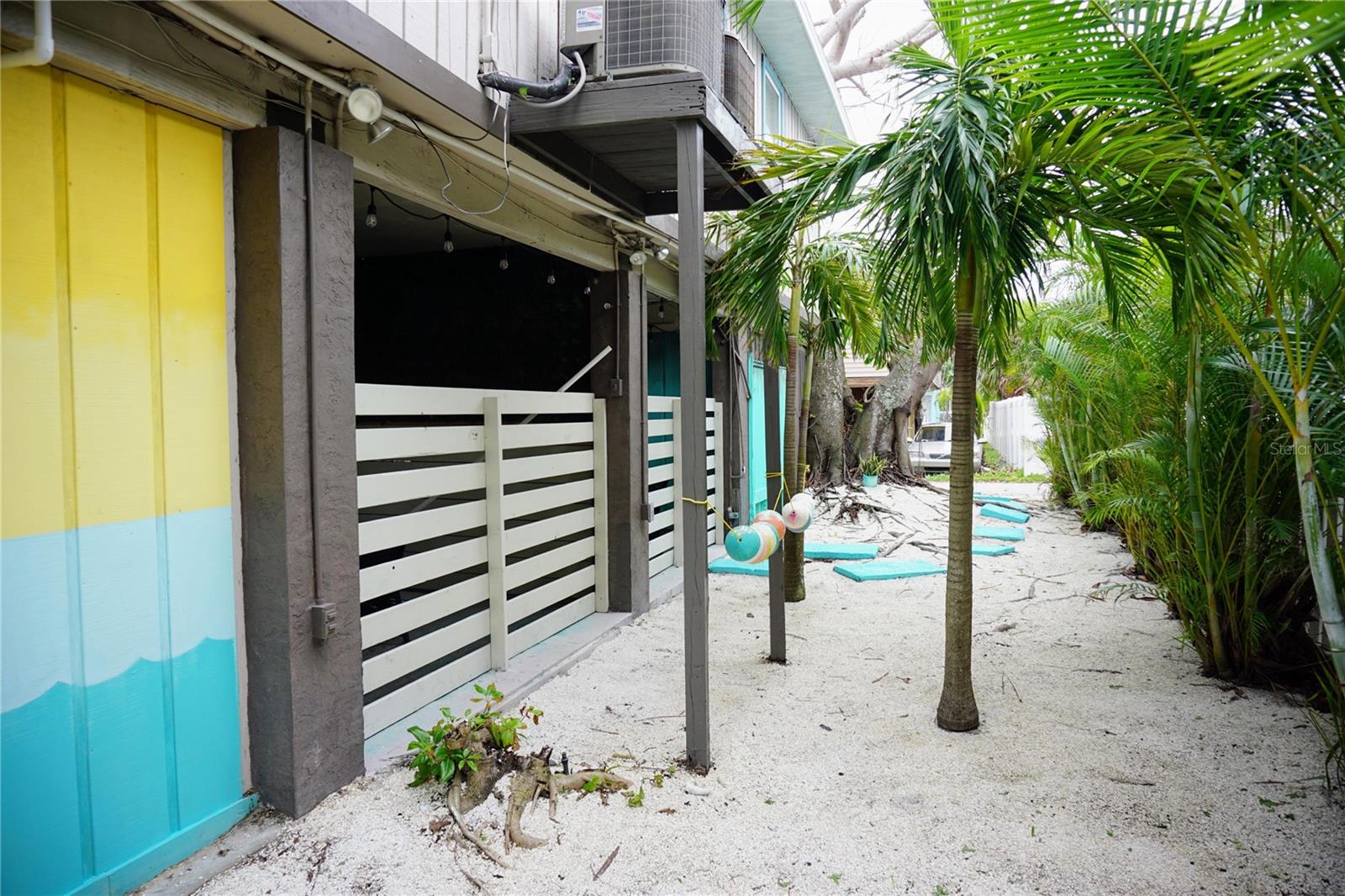 2504 AVENUE B, BRADENTON BEACH, FL — photo 18
