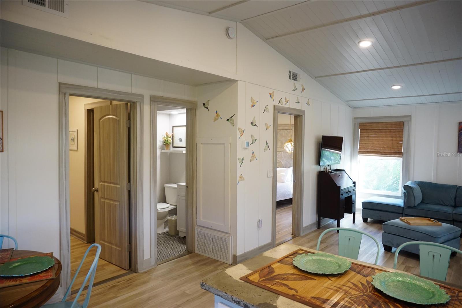 2504 AVENUE B, BRADENTON BEACH, FL — photo 29