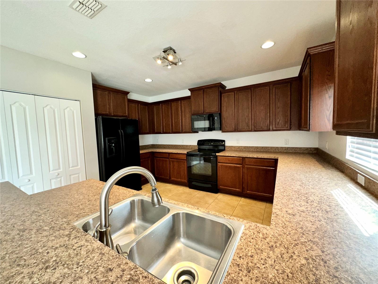 4612 CABALERRO TRL, KISSIMMEE, FL — photo 3