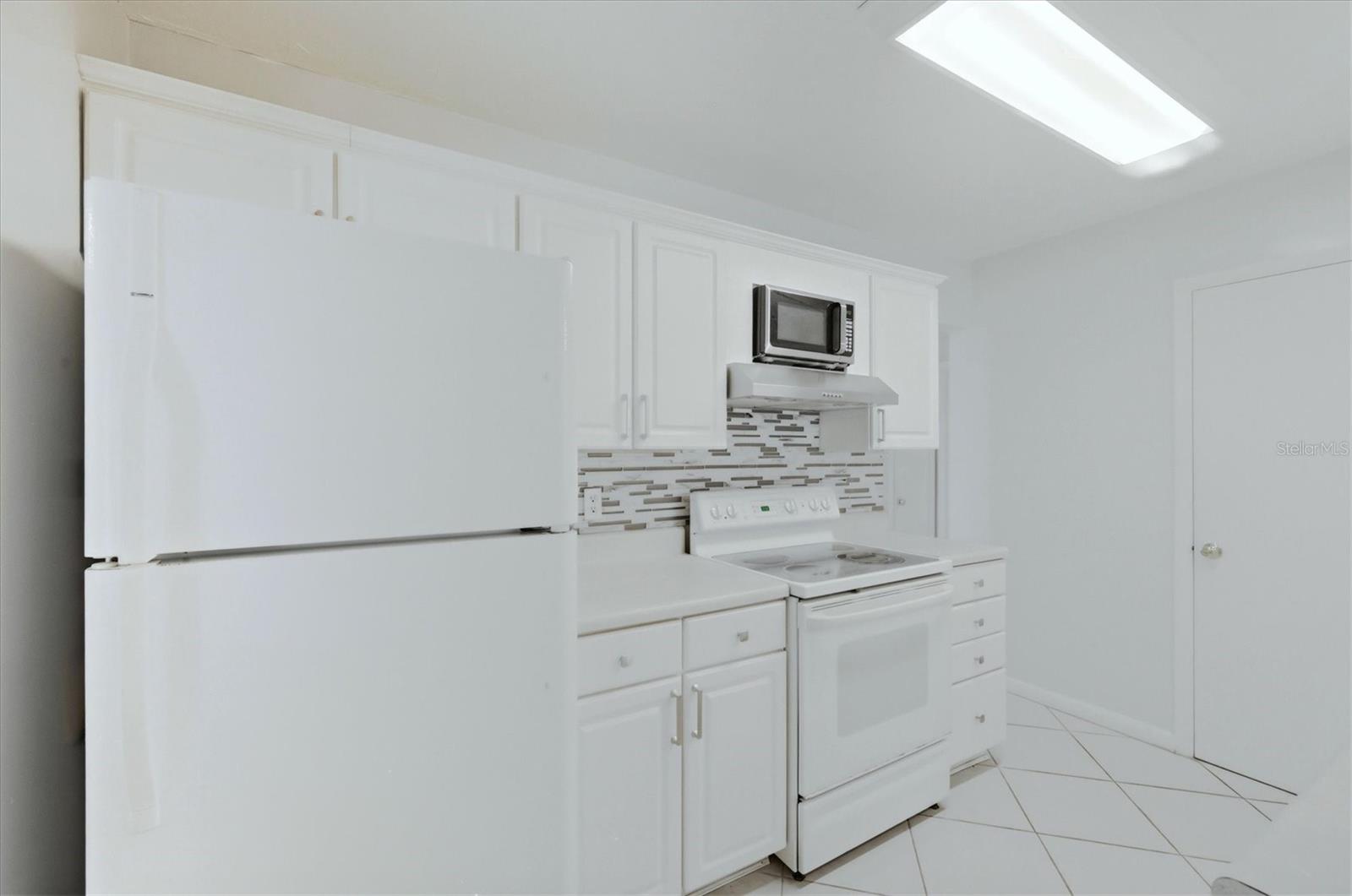 21283 MIDWAY BLVD, PORT CHARLOTTE, FL — photo 20