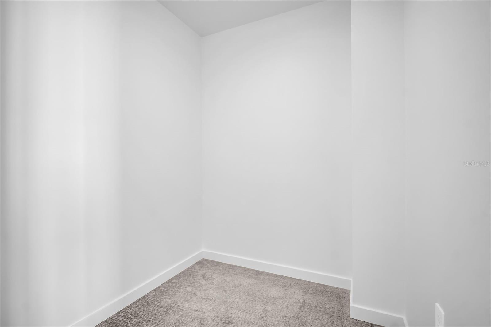 400 CENTRAL AVE #2605, ST PETERSBURG, FL — photo 23