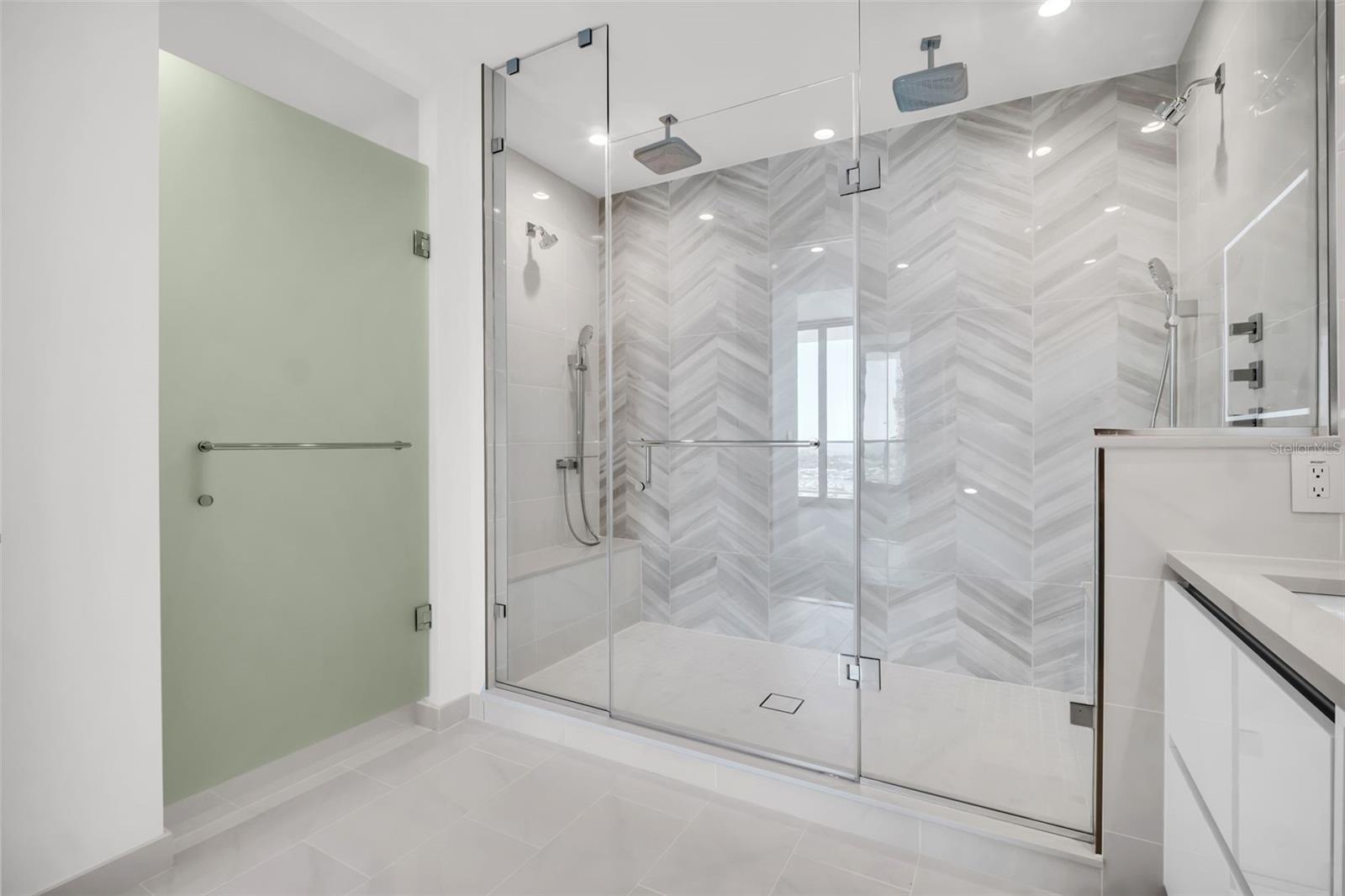 400 CENTRAL AVE #2605, ST PETERSBURG, FL — photo 26