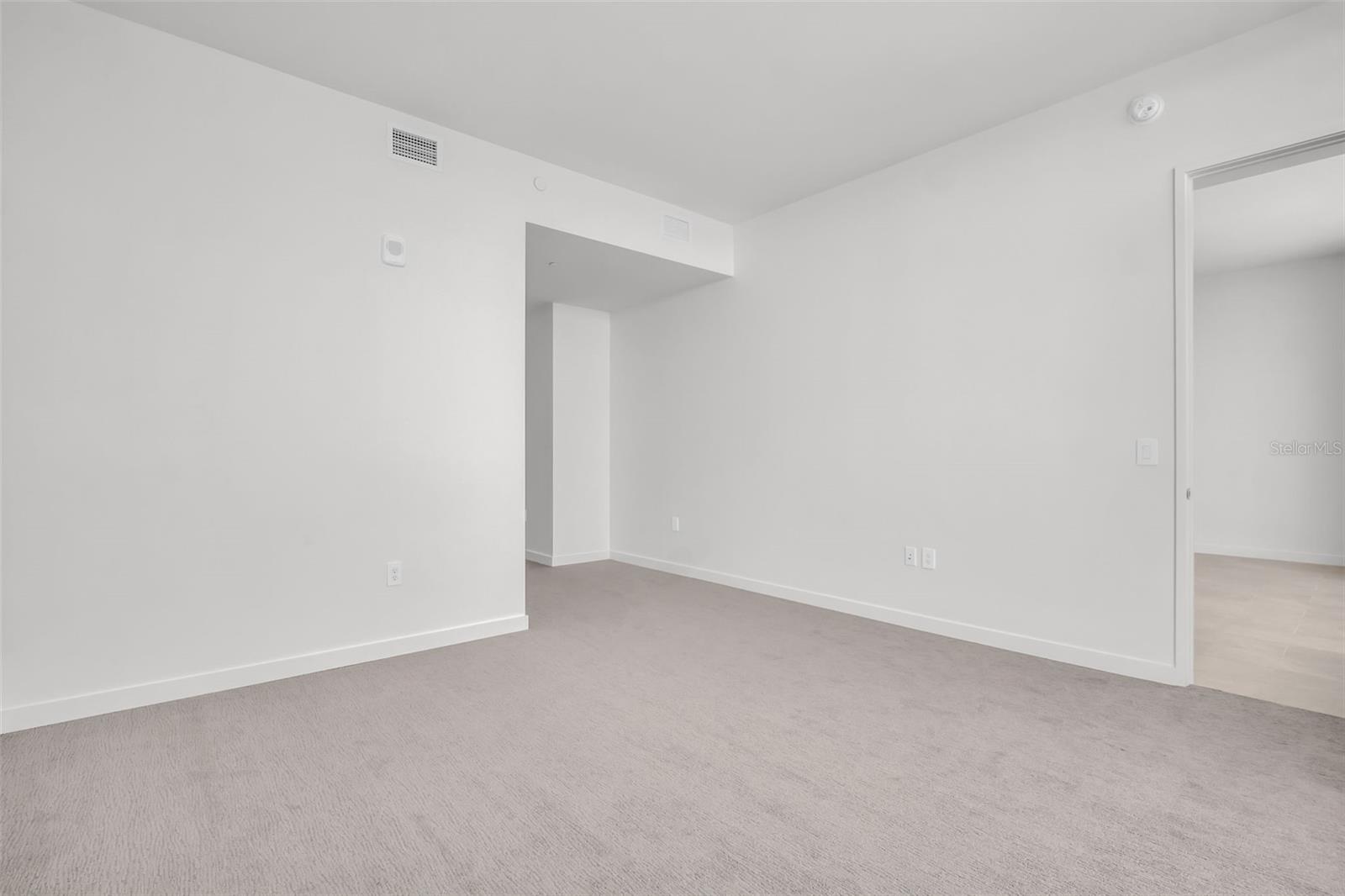 400 CENTRAL AVE #2605, ST PETERSBURG, FL — photo 31