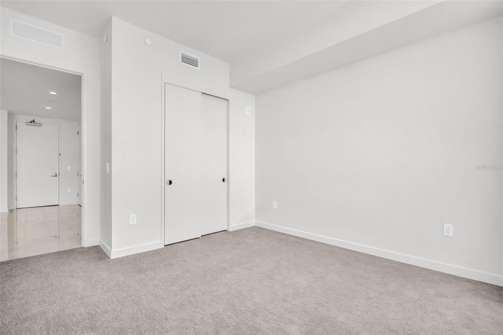400 CENTRAL AVE #2605, ST PETERSBURG, FL — photo 41