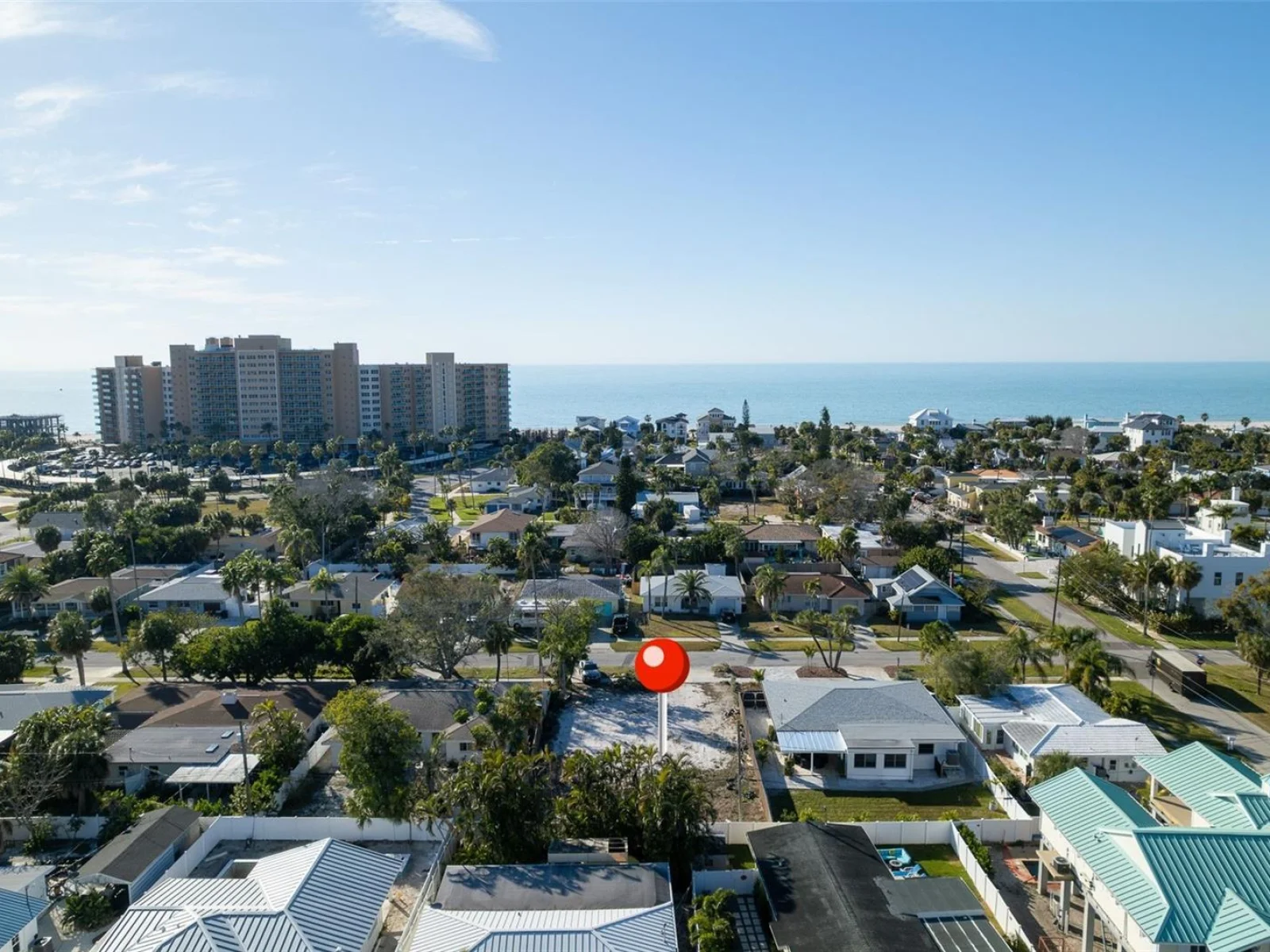 925 LANTANA AVE, CLEARWATER BEACH, FL — photo 6