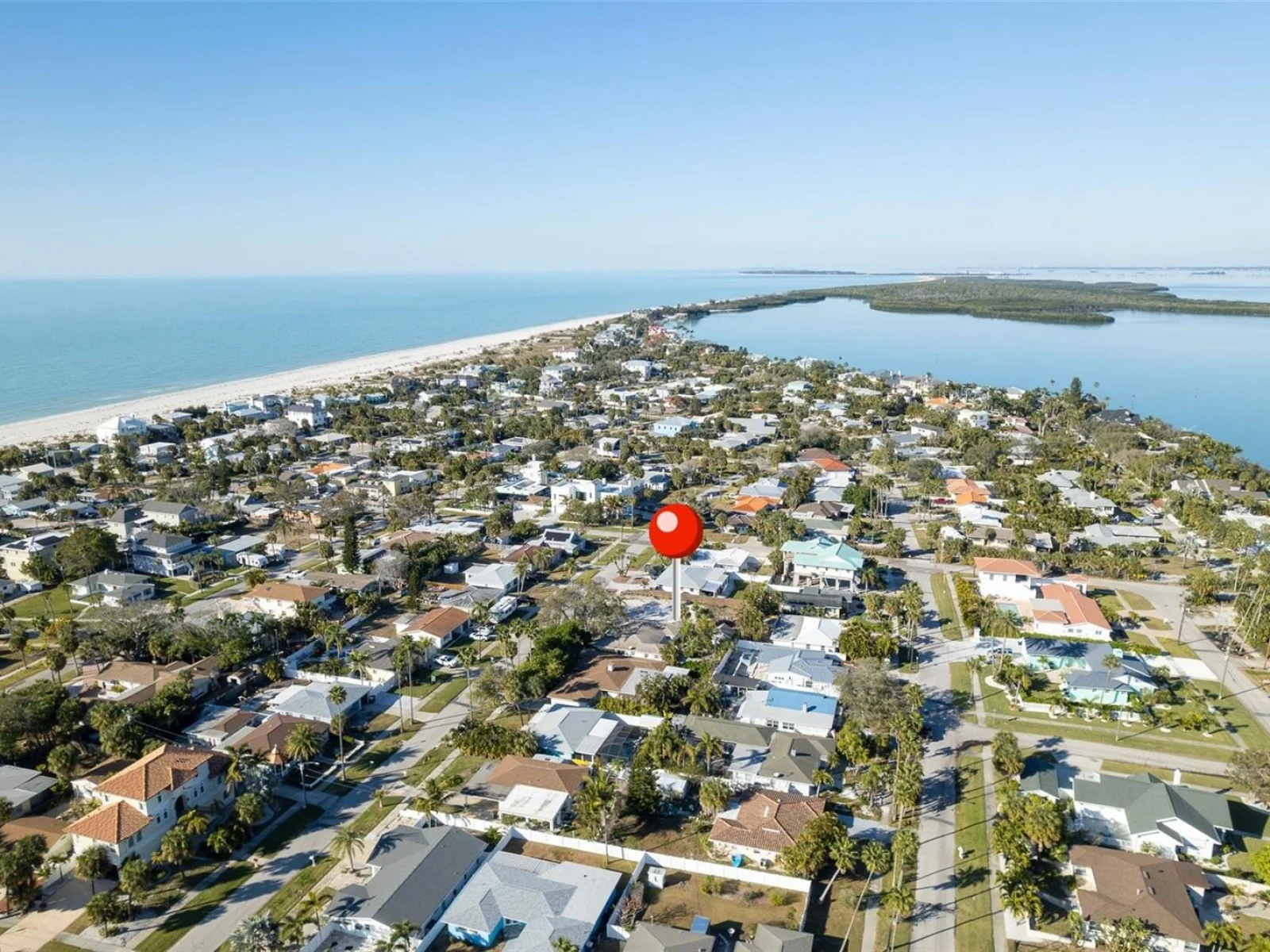 925 LANTANA AVE, CLEARWATER BEACH, FL — photo 8