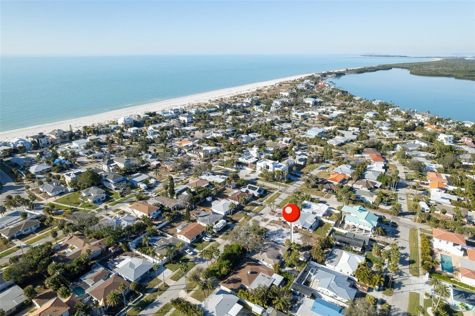 925 LANTANA AVE, CLEARWATER BEACH, FL — photo 11
