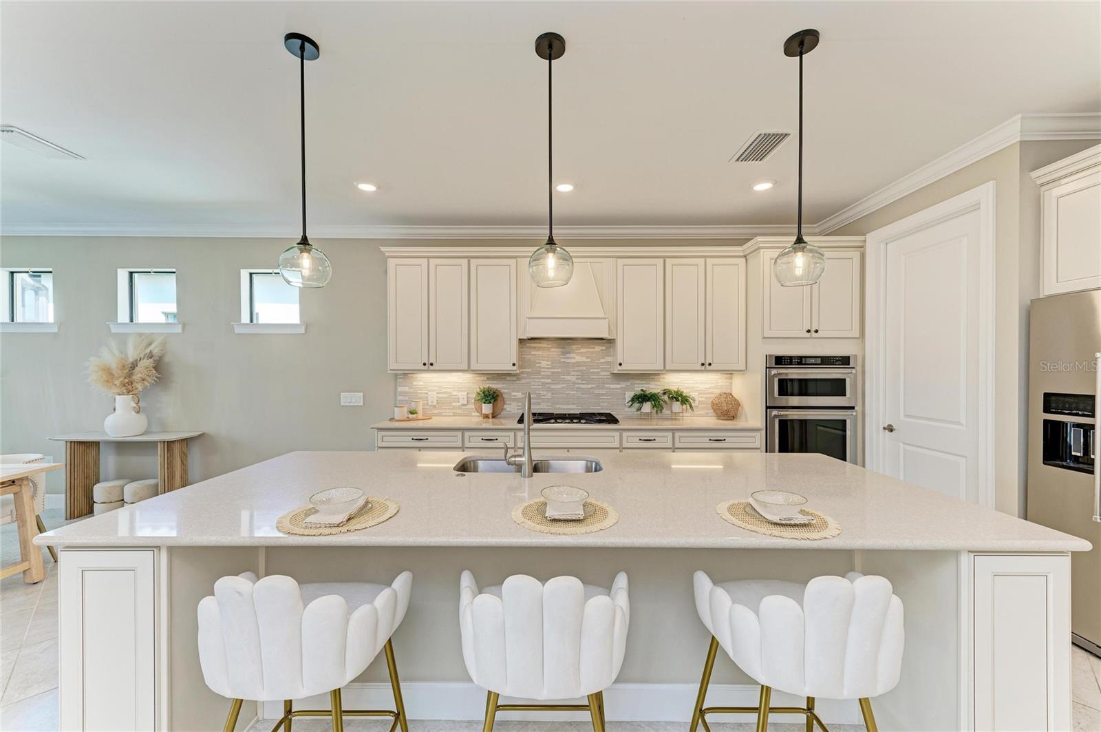 7110 GRADFORD CT, LAKEWOOD RANCH, FL — photo 16