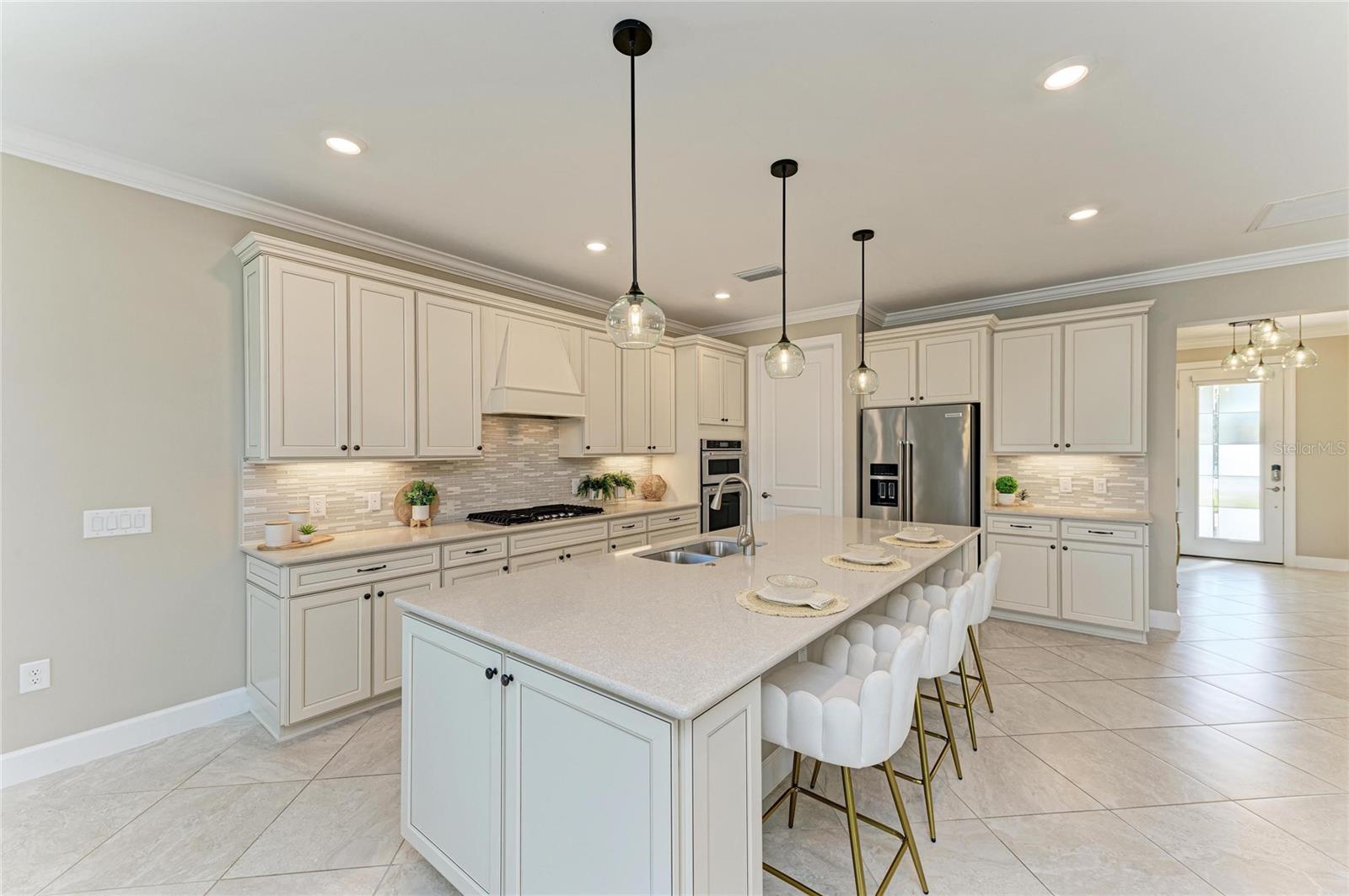 7110 GRADFORD CT, LAKEWOOD RANCH, FL — photo 17