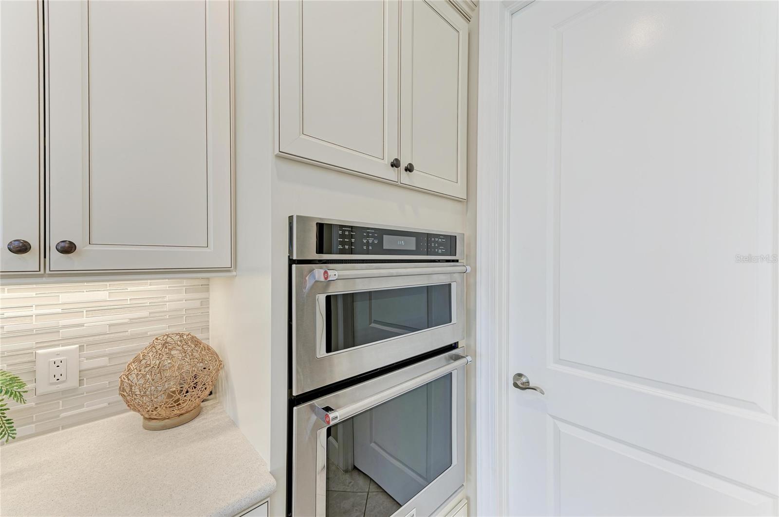 7110 GRADFORD CT, LAKEWOOD RANCH, FL — photo 21