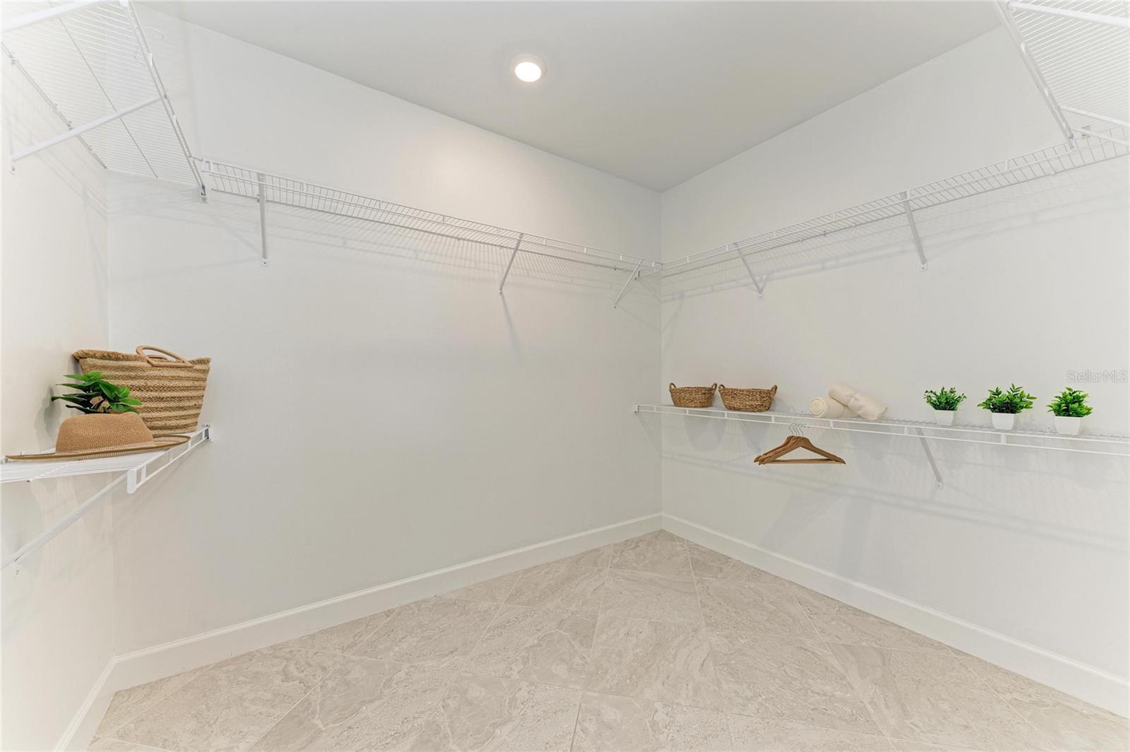 7110 GRADFORD CT, LAKEWOOD RANCH, FL — photo 29