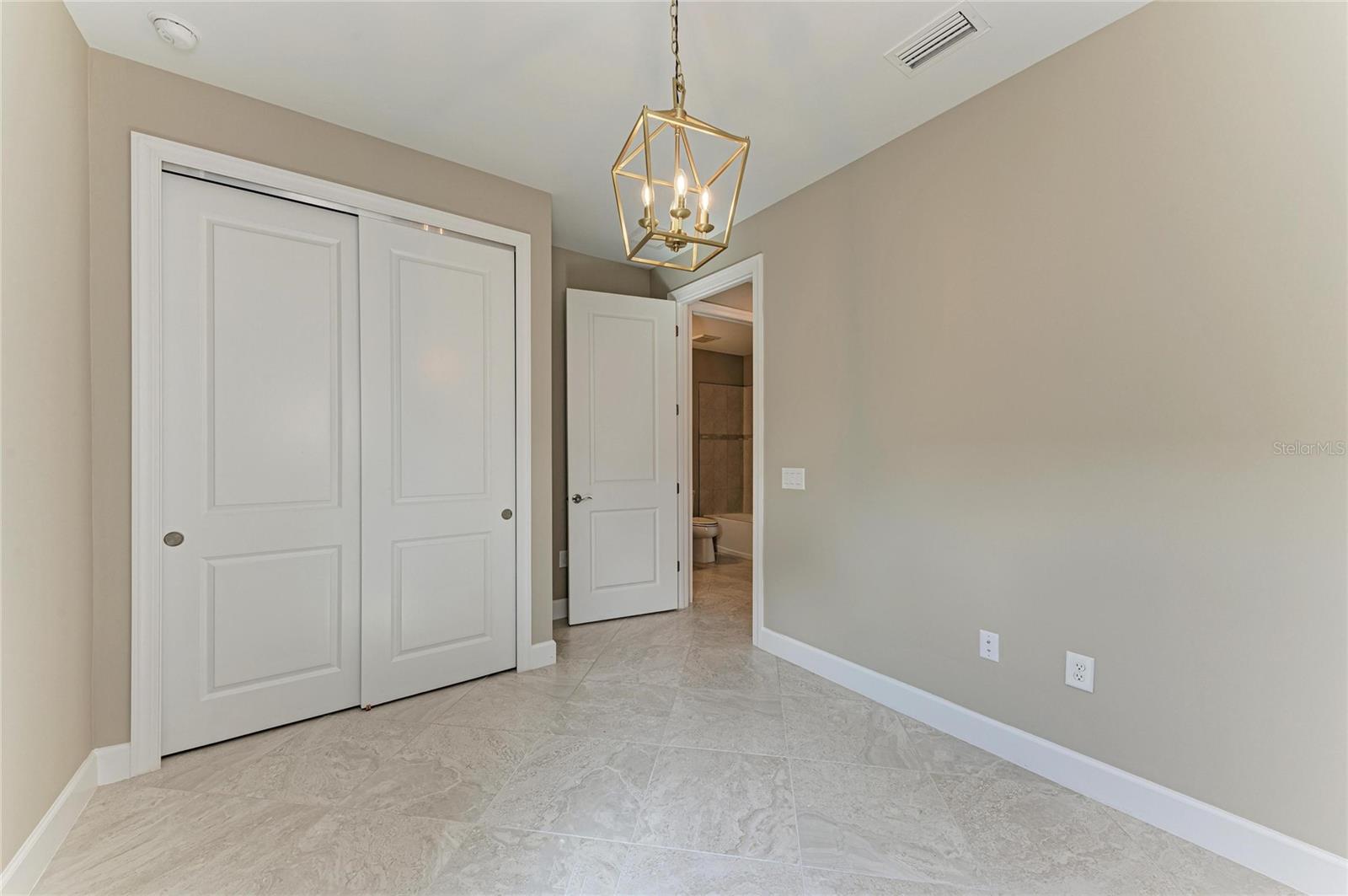 7110 GRADFORD CT, LAKEWOOD RANCH, FL — photo 31