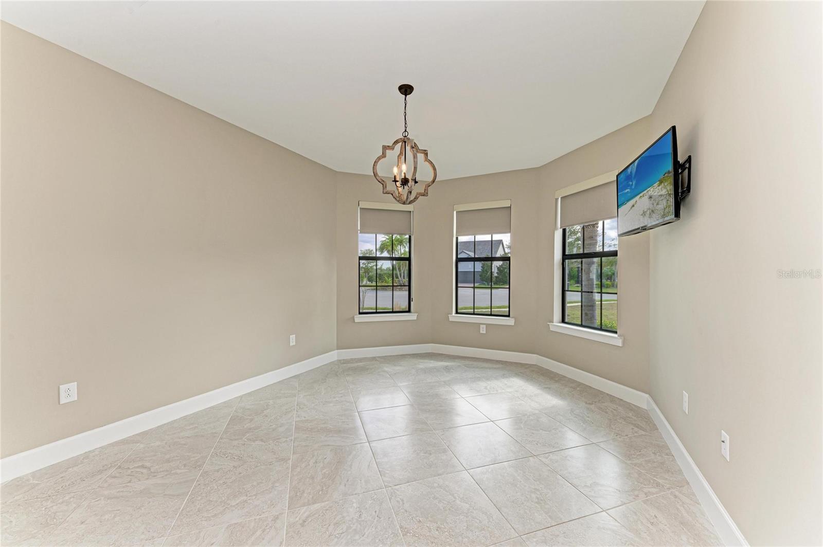 7110 GRADFORD CT, LAKEWOOD RANCH, FL — photo 37