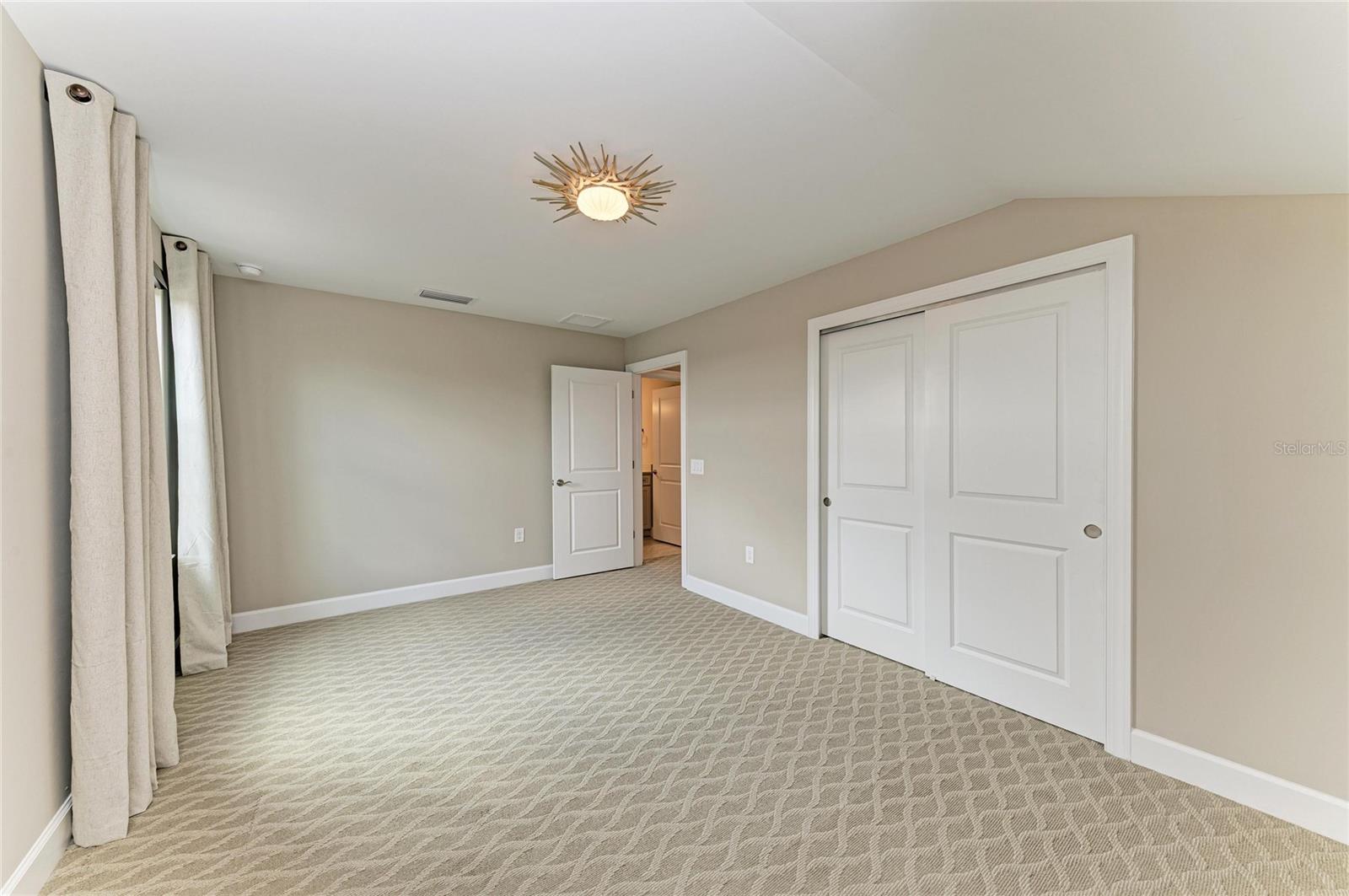 7110 GRADFORD CT, LAKEWOOD RANCH, FL — photo 46