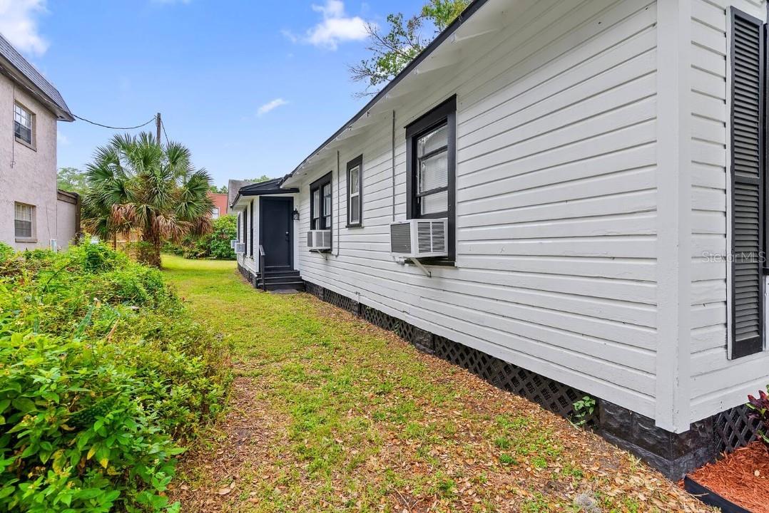 412 E HARWOOD ST, ORLANDO, FL — photo 17