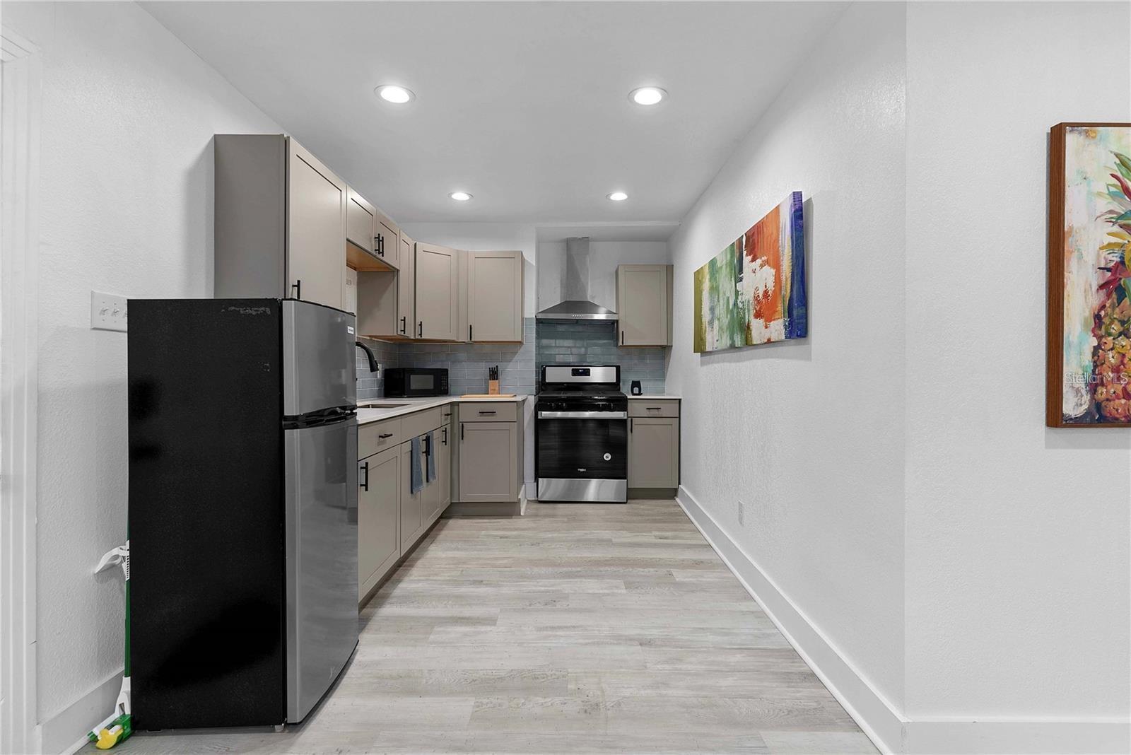 412 E HARWOOD ST, ORLANDO, FL — photo 35