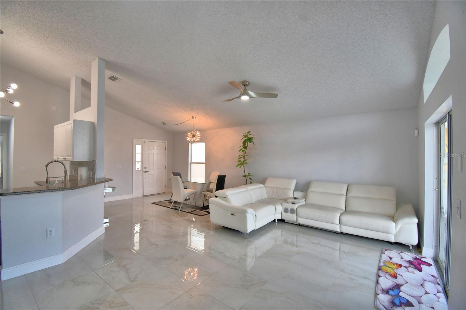 459 TIVOLI CIR, DAVENPORT, FL — photo 5