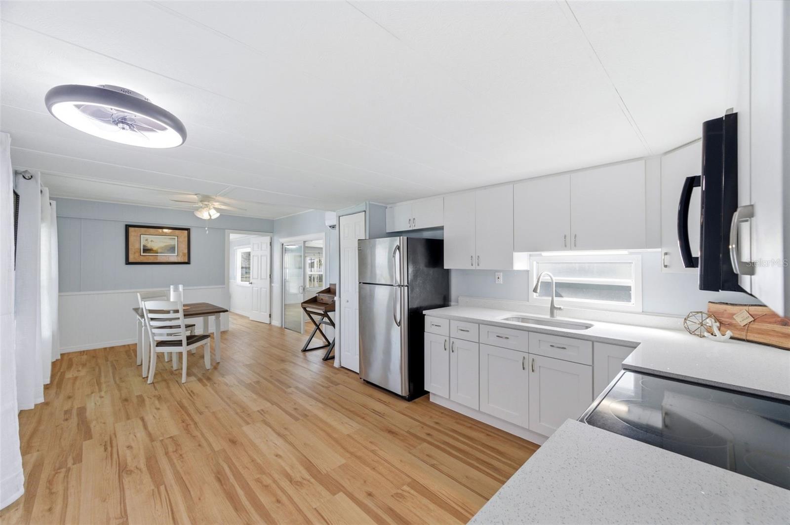 10913 LIBERTY DR, PORT RICHEY, FL — photo 10