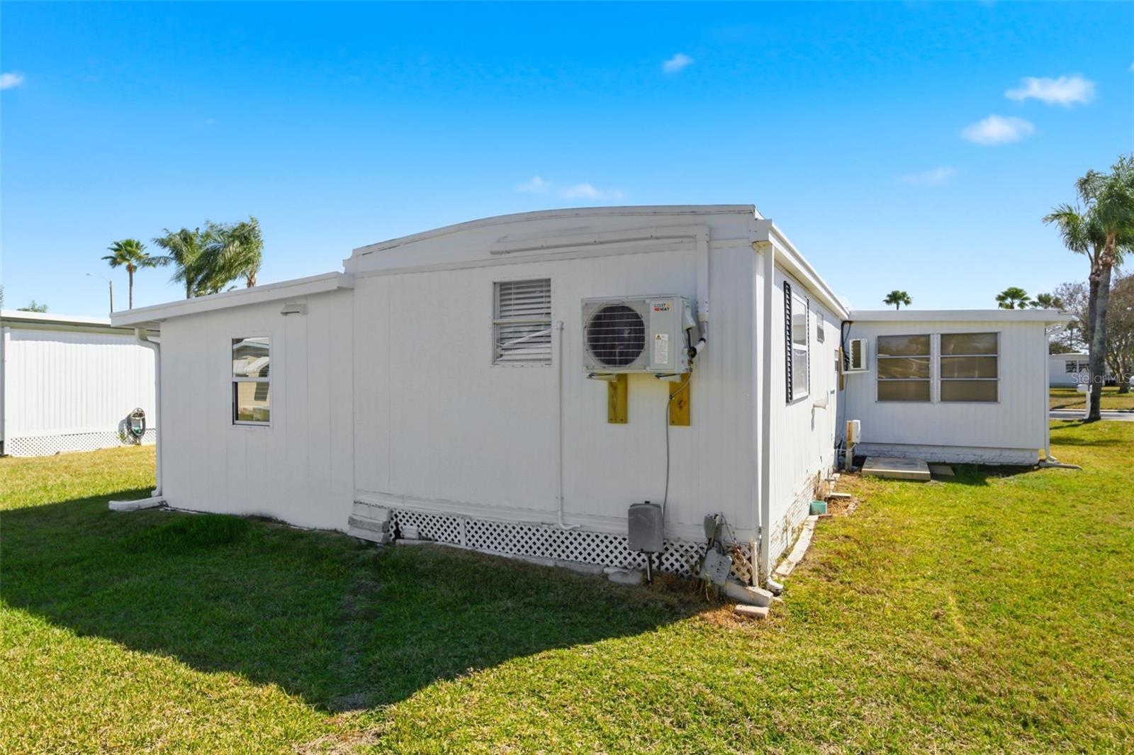 10913 LIBERTY DR, PORT RICHEY, FL — photo 28
