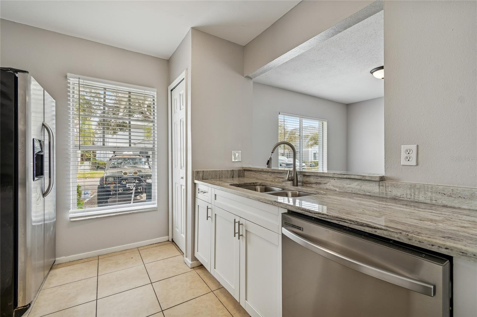 7402 E BANK DR, TAMPA, FL — photo 18