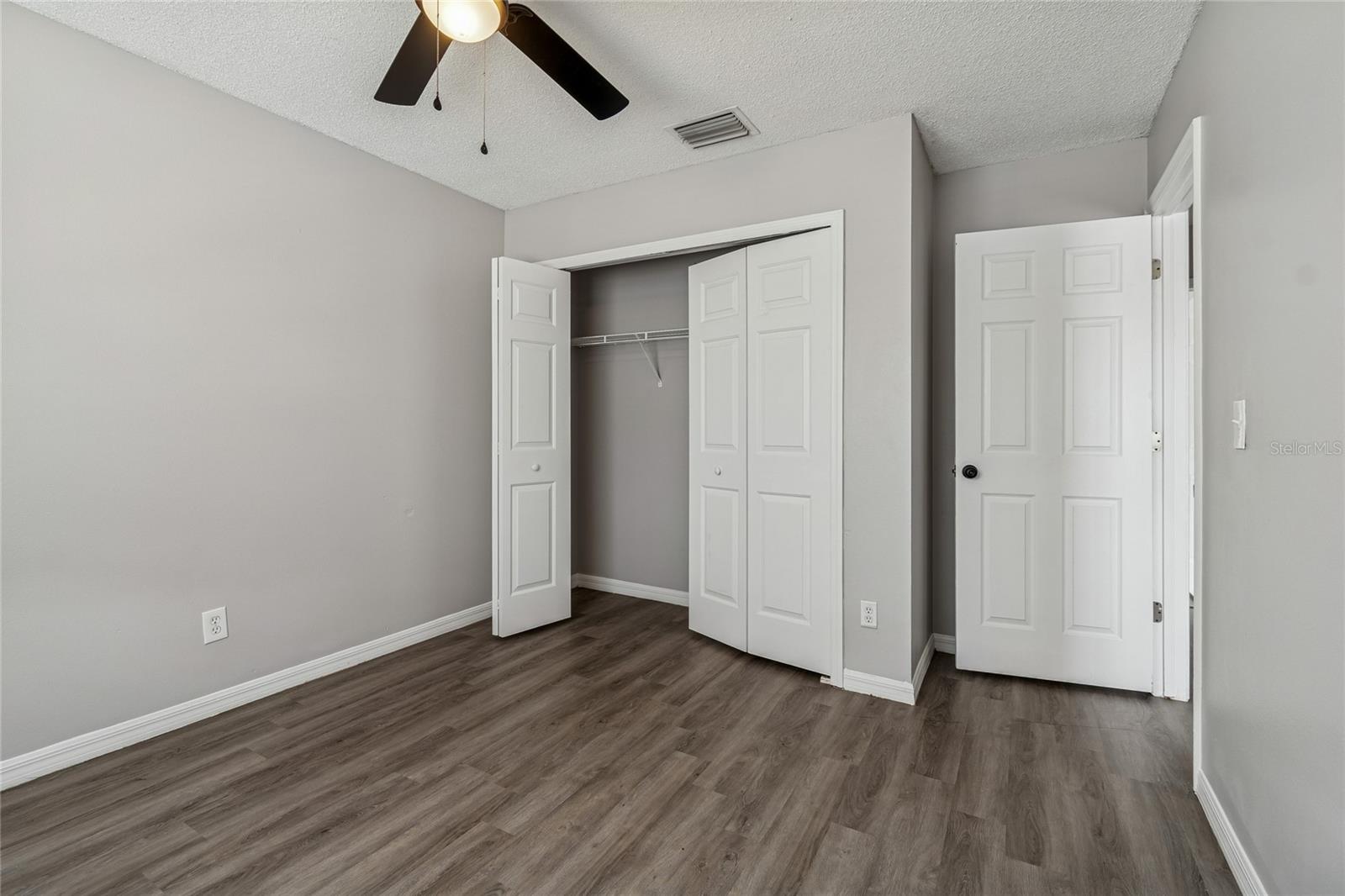 7402 E BANK DR, TAMPA, FL — photo 30