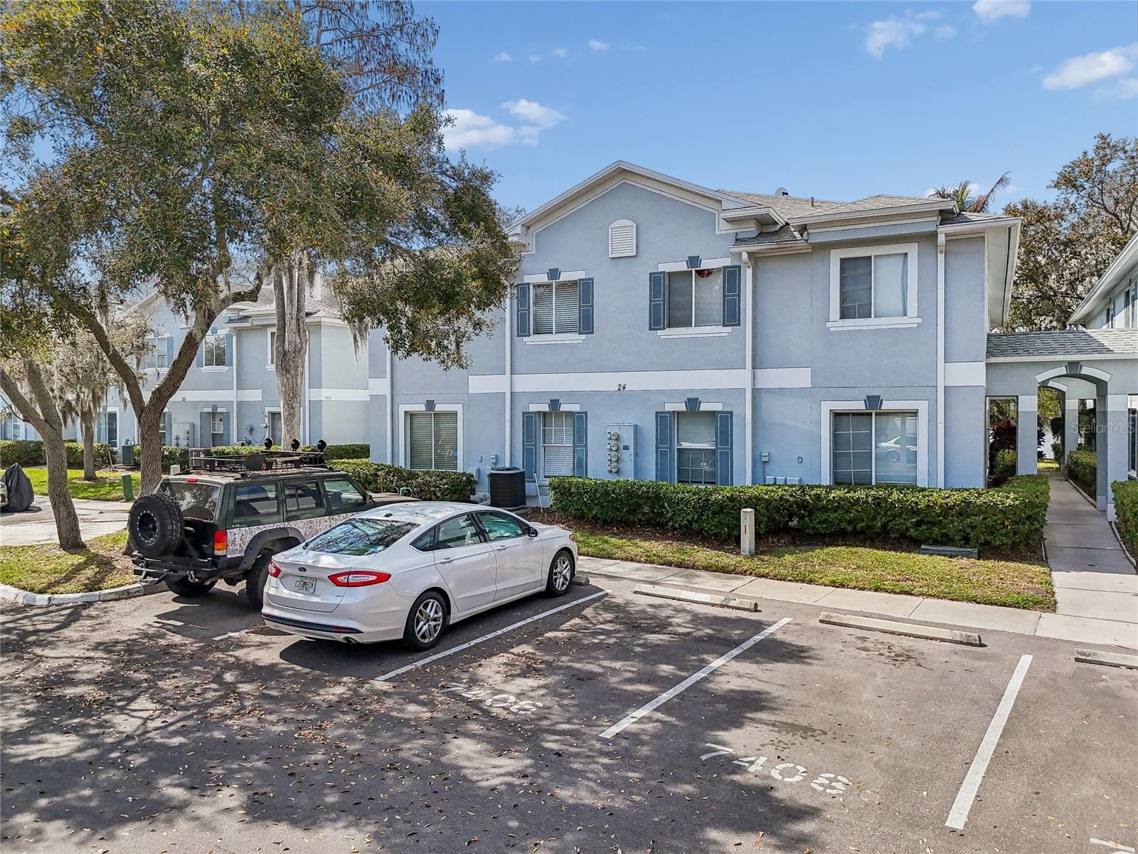 7402 E BANK DR, TAMPA, FL — photo 45